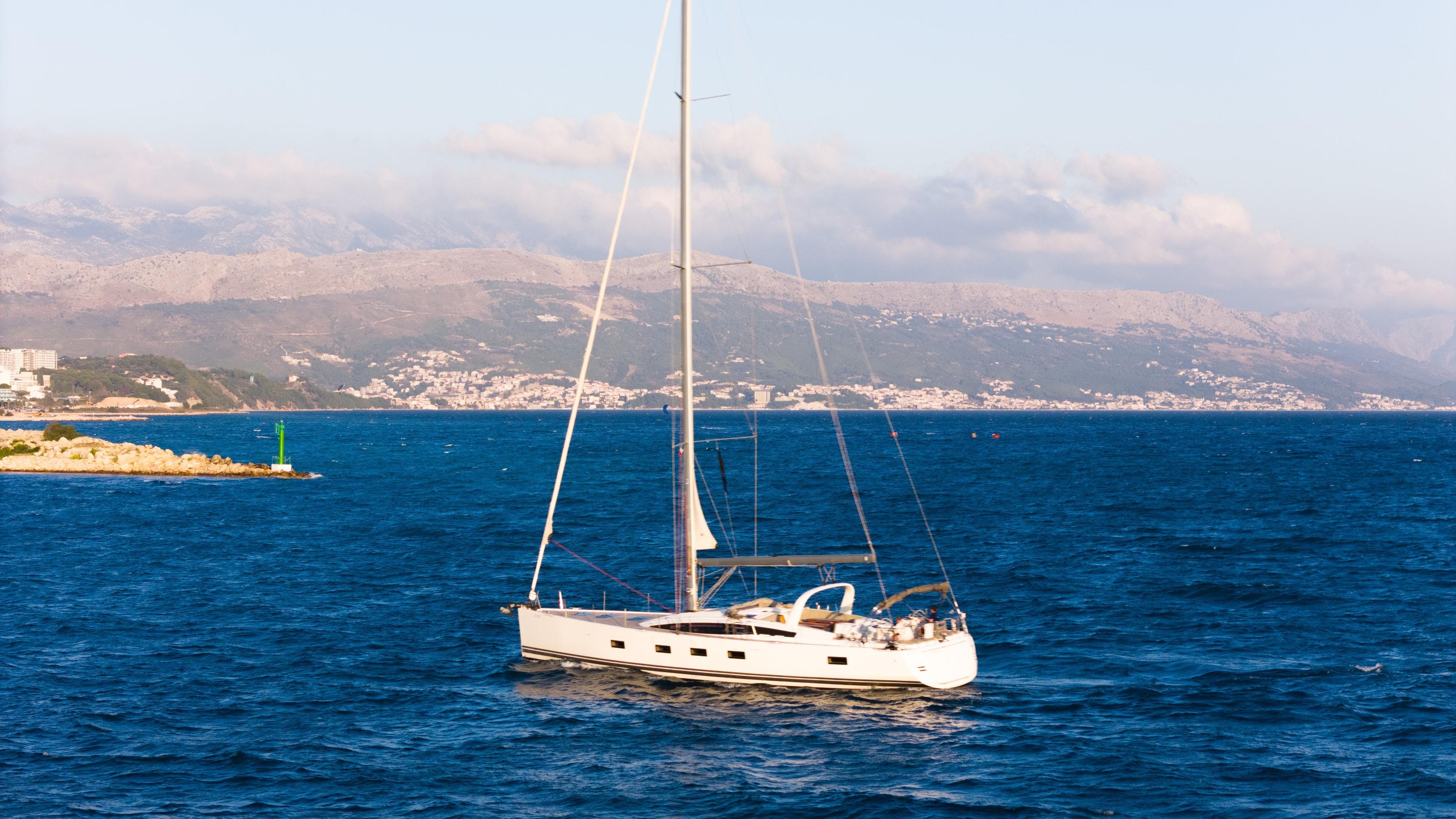  Jeanneau 64 2015 for sale in Hrvatska 