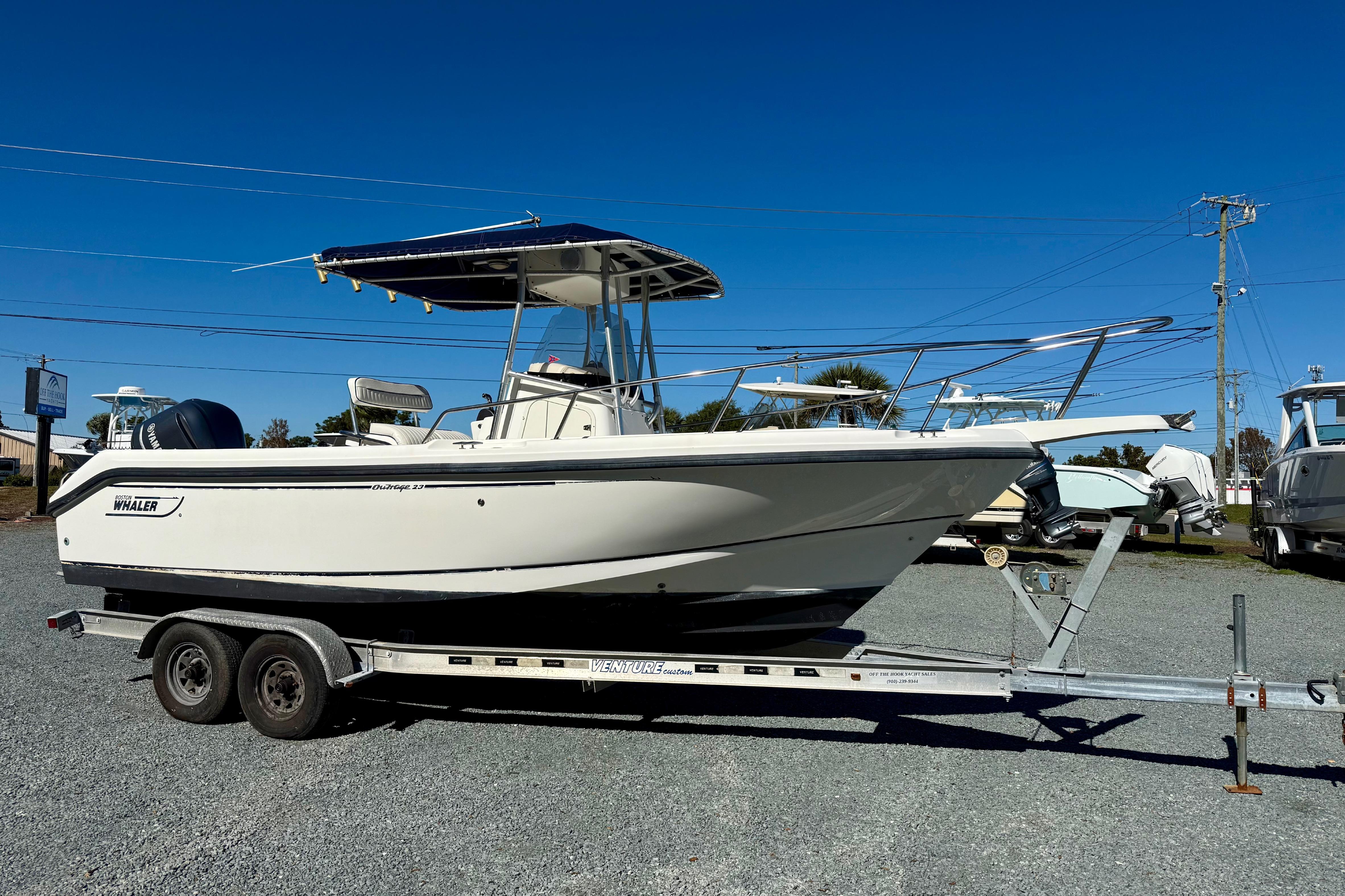 2001 Boston Whaler 230 Outrage
