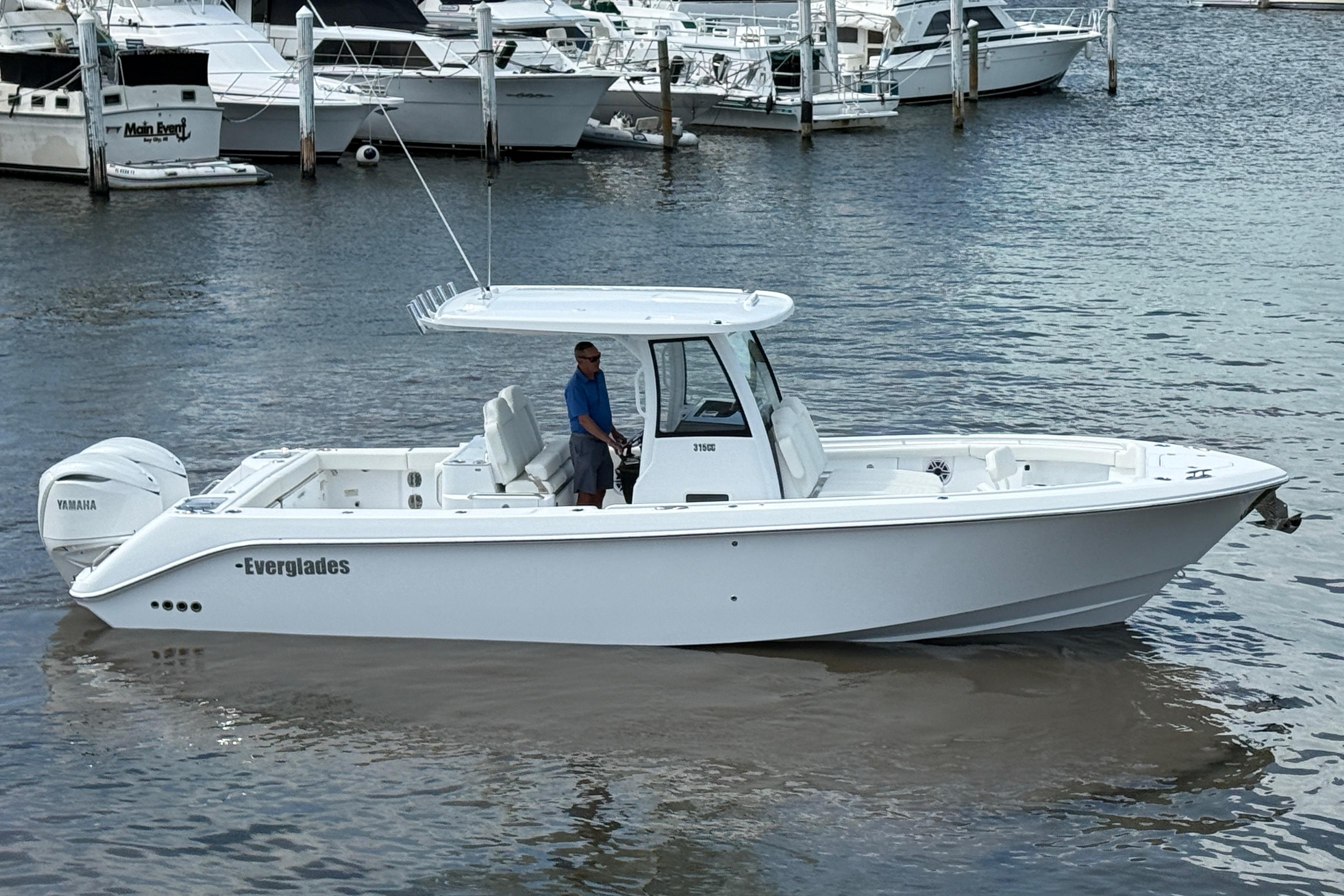 2026 Everglades 315 Center Console