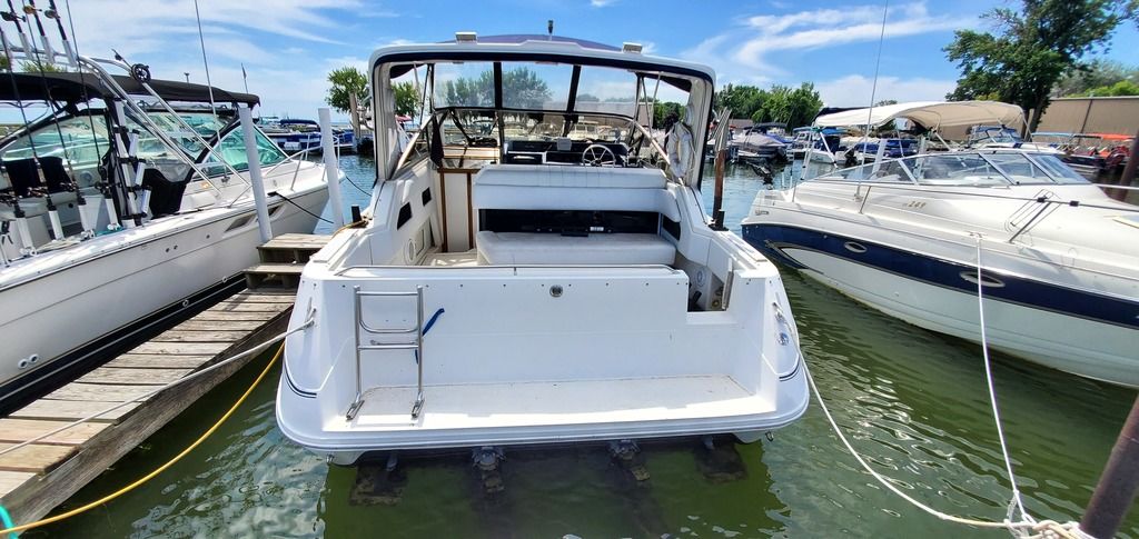 1989 Sea Ray boat for sale, model of the boat is 280 WITH TRI-AXLE ALUMINUM TRAILER & Image # 8 of 15