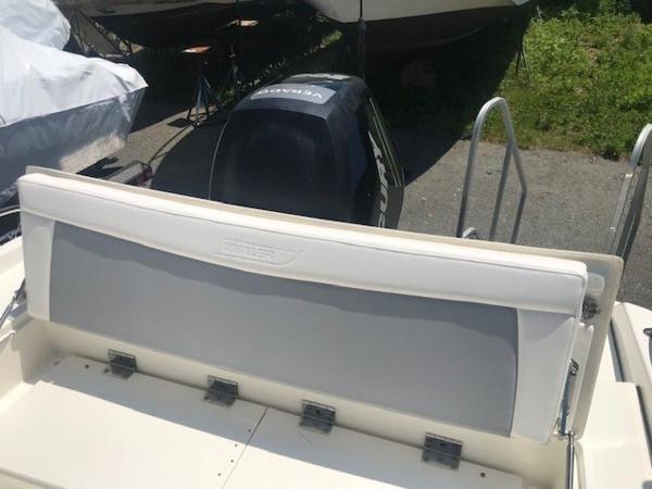 2016 Boston Whaler boat for sale, model of the boat is 210 Dauntless & Image # 1 of 6