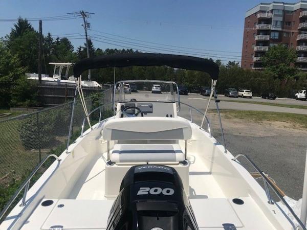 2016 Boston Whaler boat for sale, model of the boat is 210 Dauntless & Image # 3 of 6