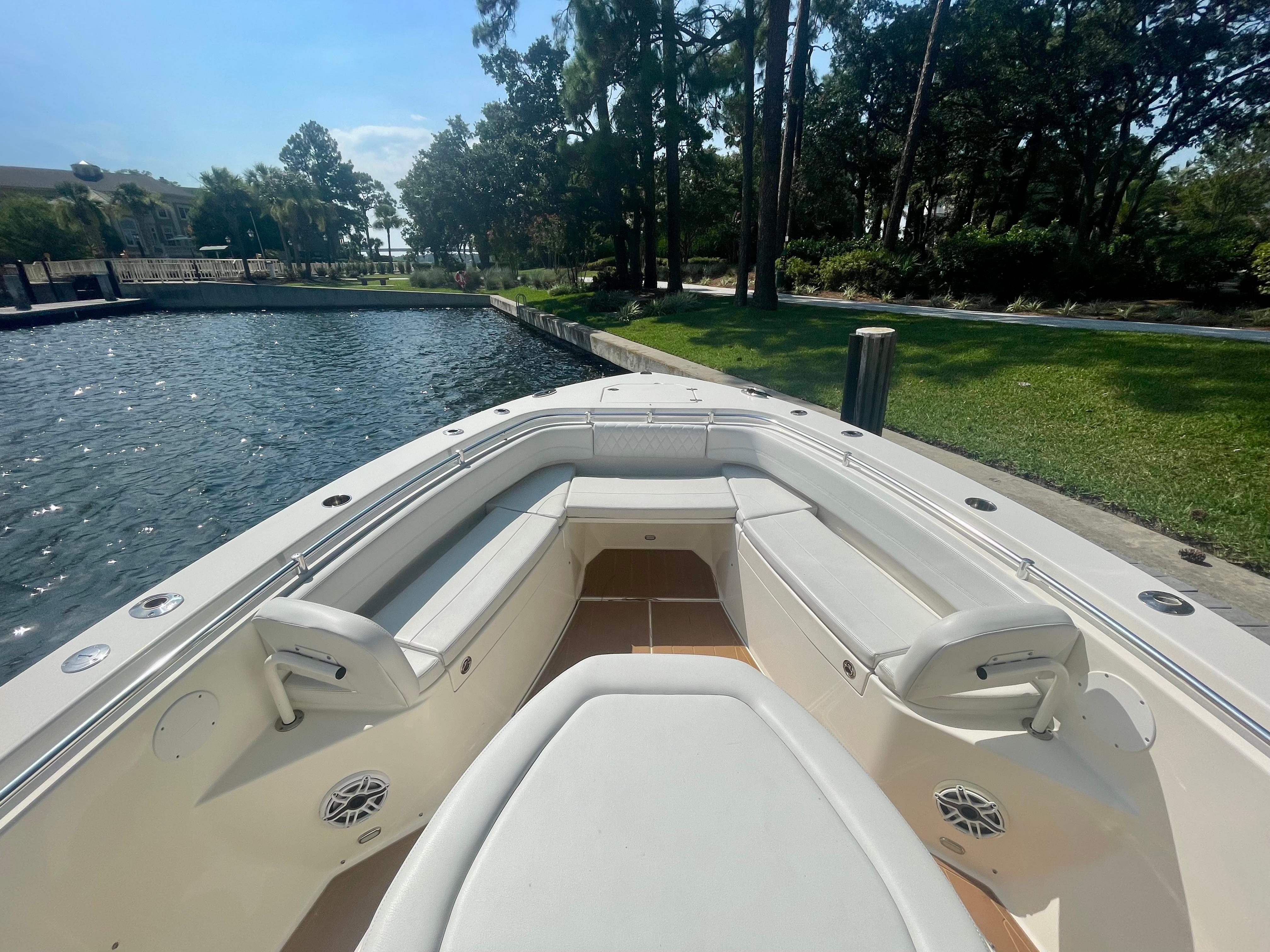 2021-cobia-350-center-console-power-9443307-20250319124924892-1_XLARGE
