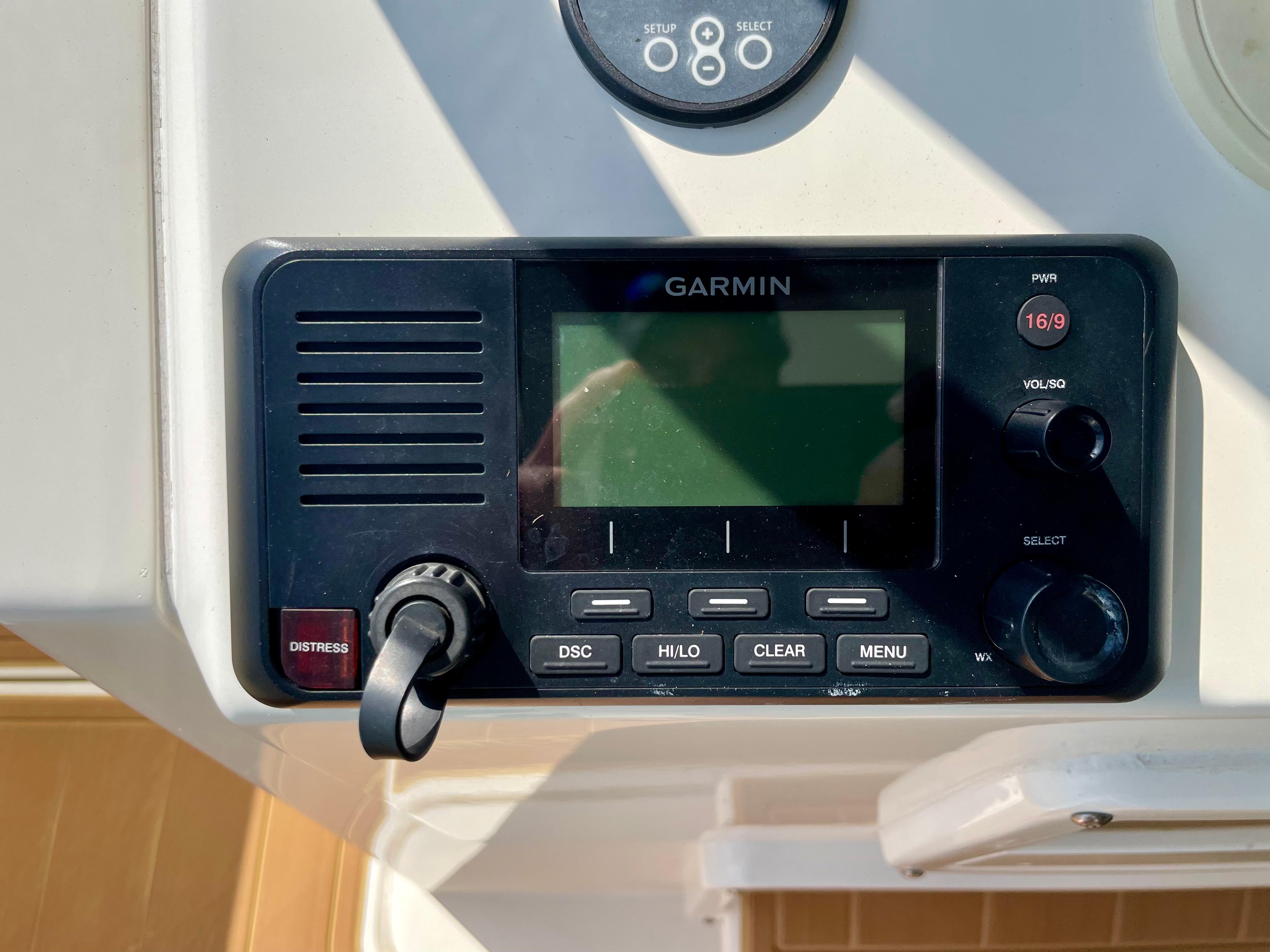 2021-cobia-350-center-console-power-9443307-20250319125127053-1_XLARGE