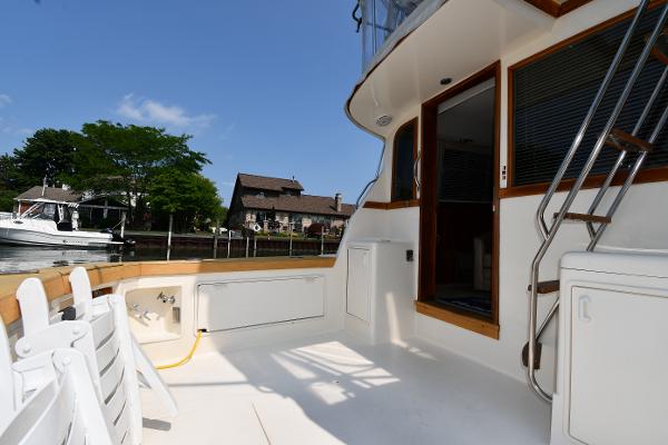35' Ocean Yachts, Listing Number 100901967, - Photo No. 9