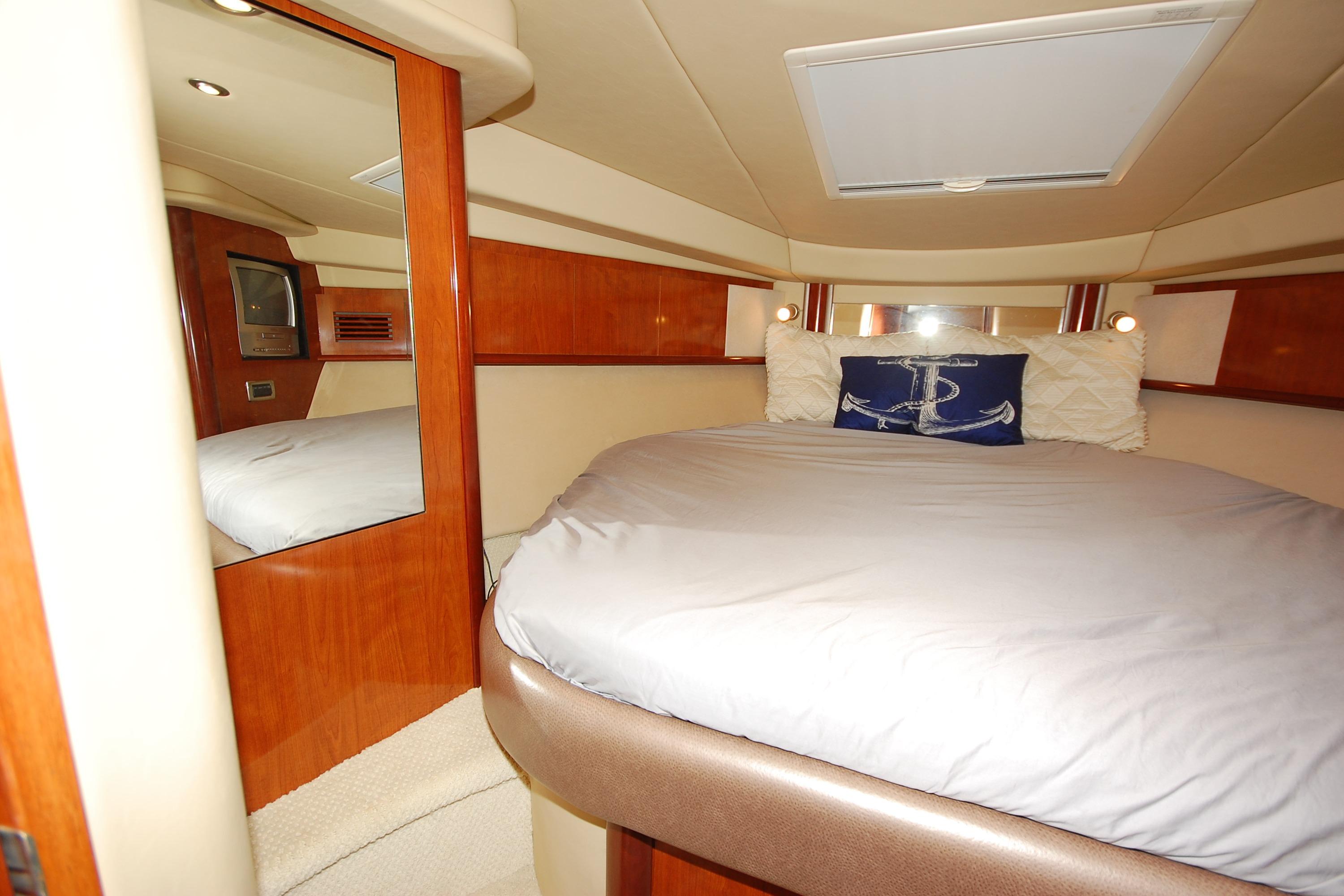 OH 10482 HG Knot 10 Yacht Sales OH 10482 HG Knot 10 Yacht Sales