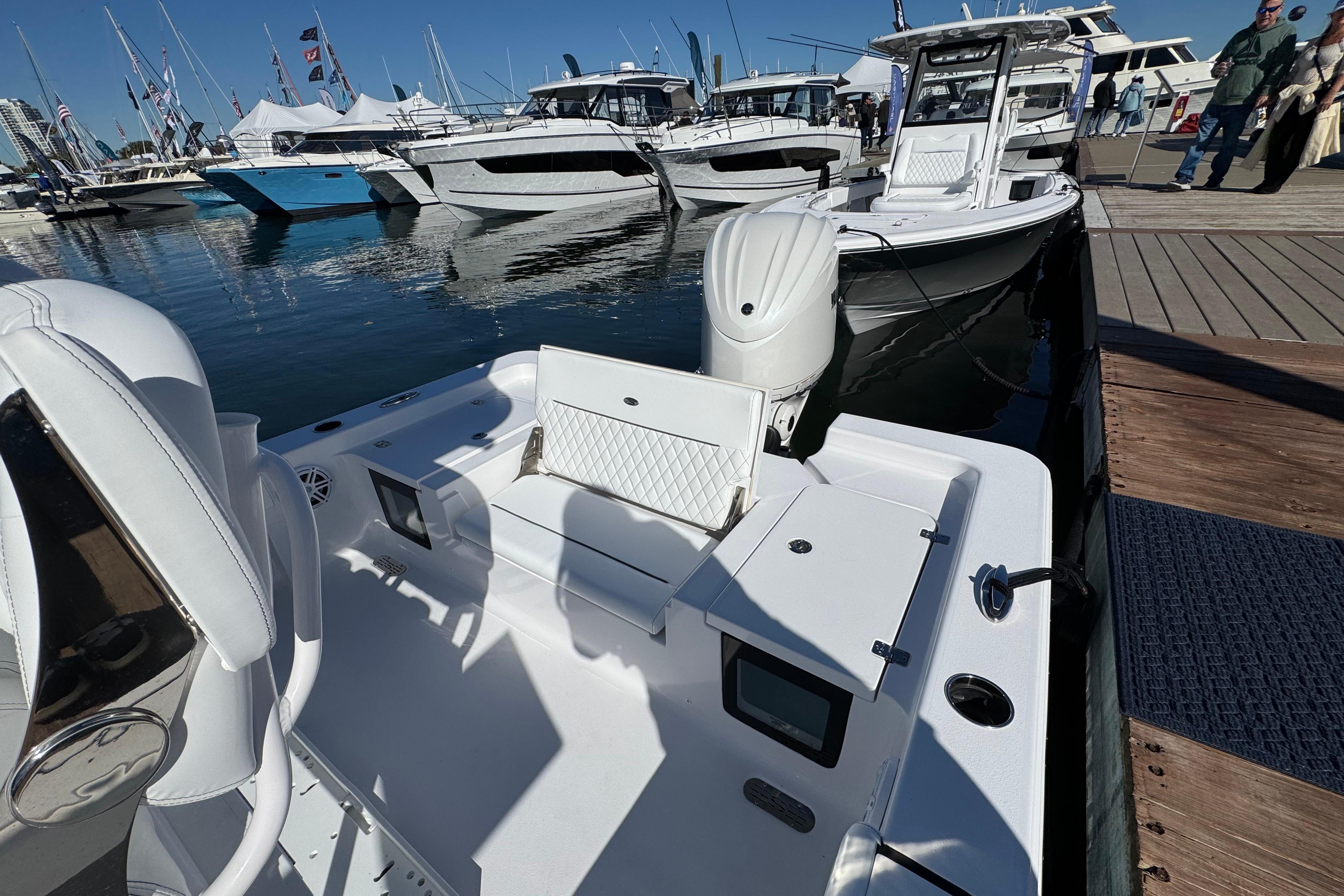 2024 Sportsman Masters 247 Bay Boat-3