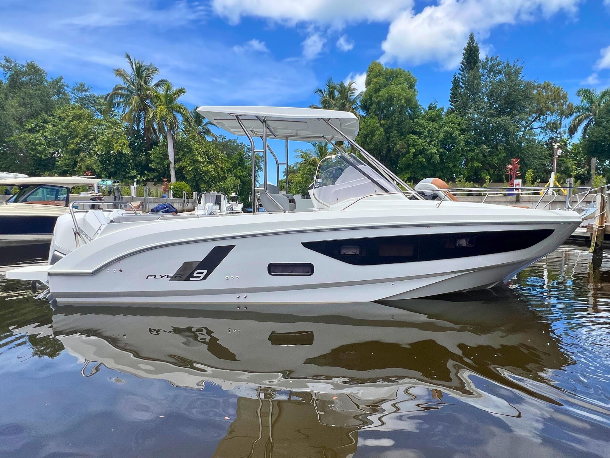 2025 Beneteau Flyer 9 SUNdeck