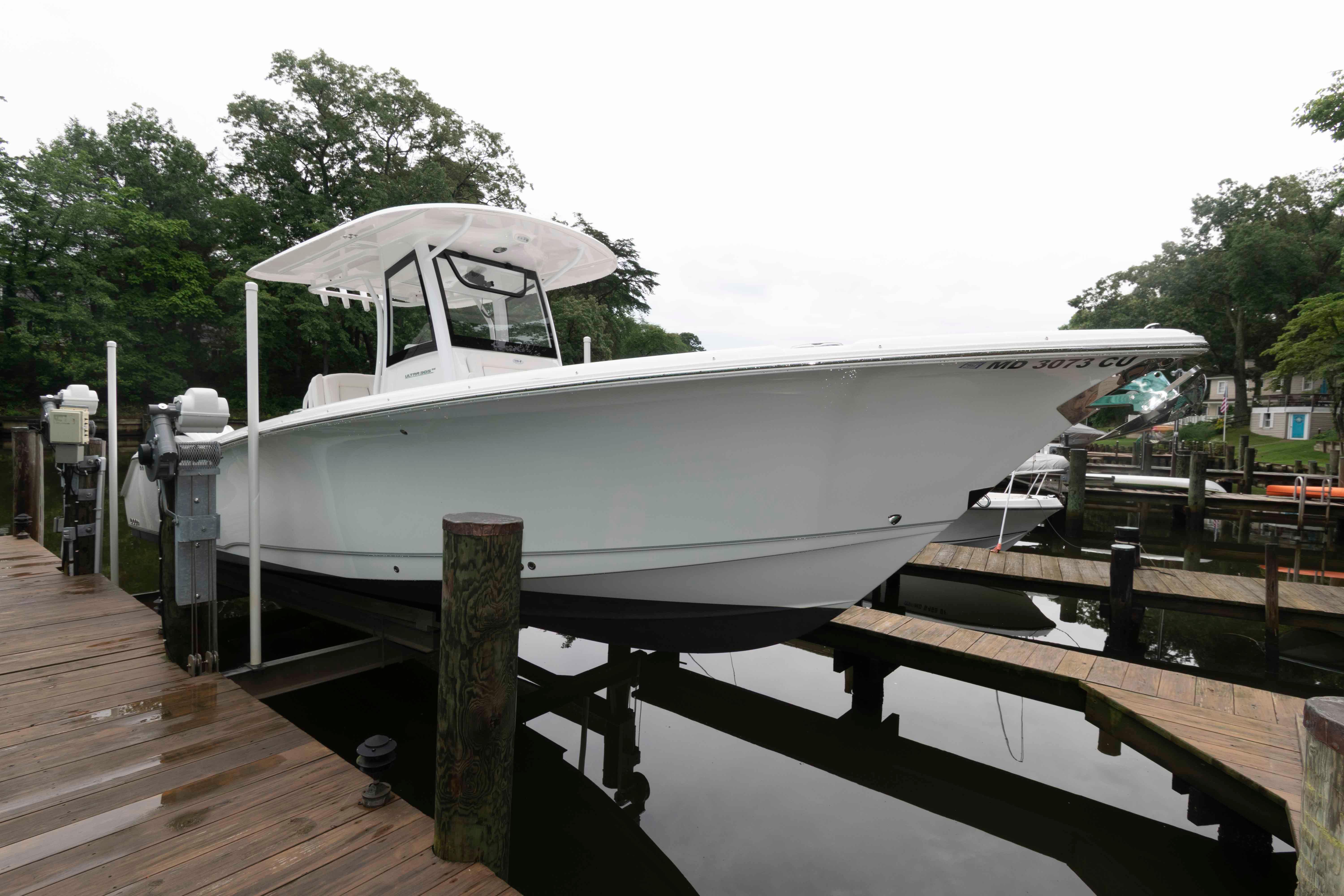 2024-sea-hunt-ultra-305-se-power-9853387-20250702180030908-1