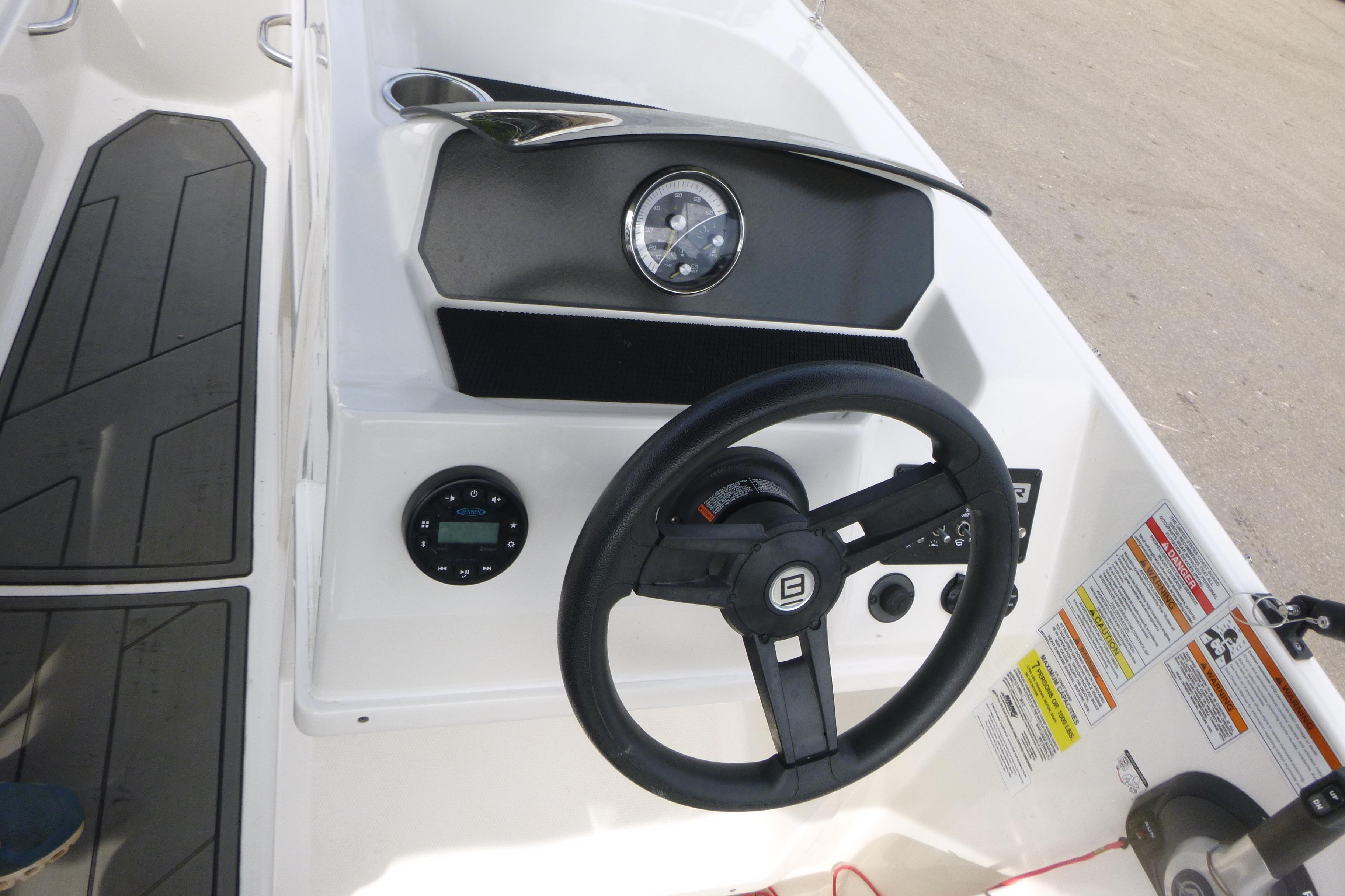 2022 Bayliner Element M17 Gallery