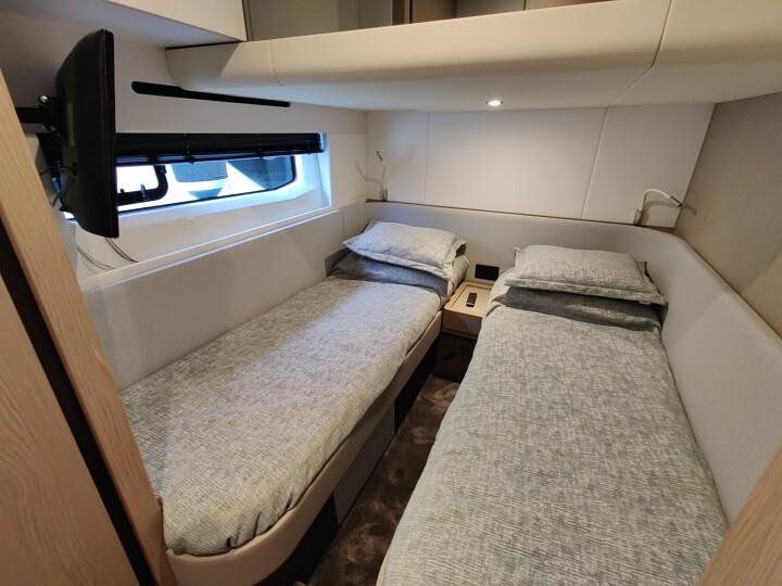 Yacht Photos Pics