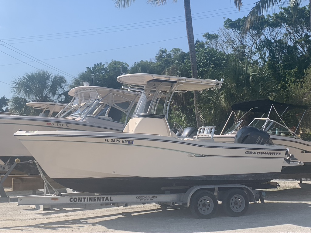 2017 Grady-White Fisherman 209