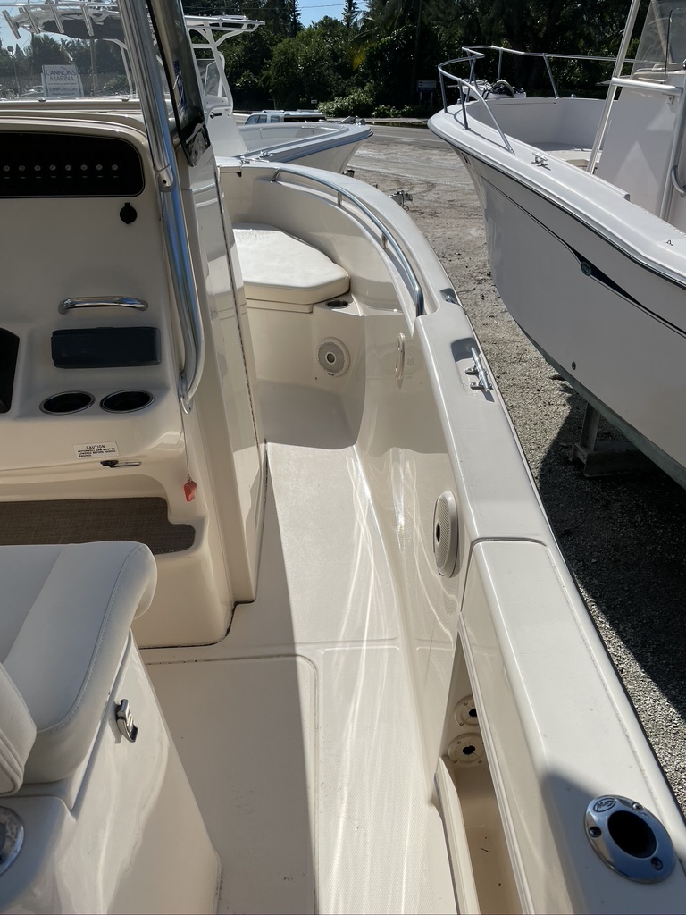 2017 Grady-White Fisherman 209