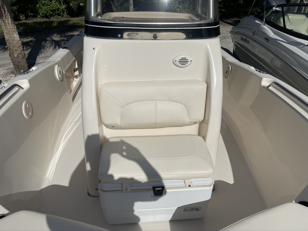 2017 Grady-White Fisherman 209