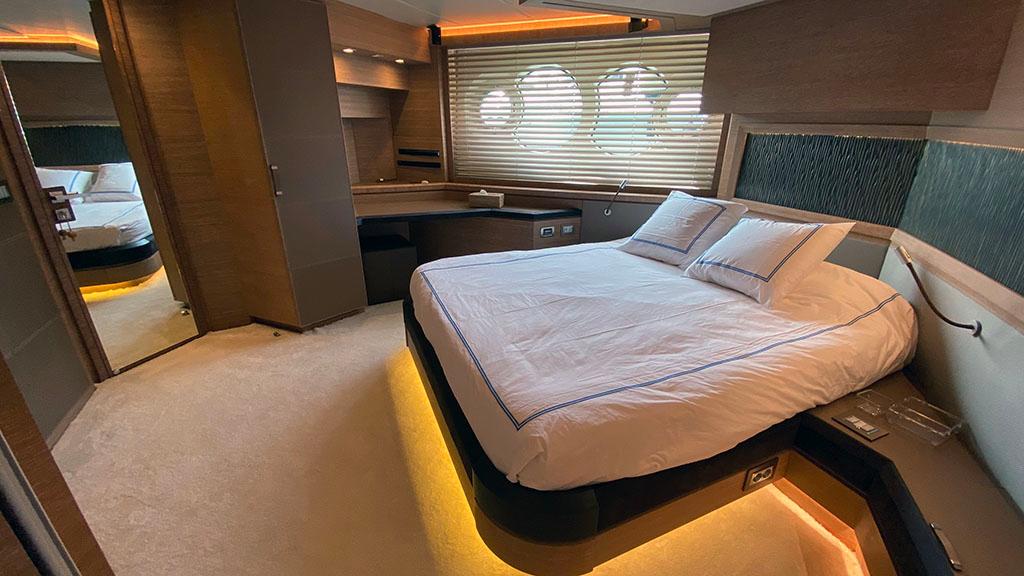 2013 Monte Carlo Yachts 76