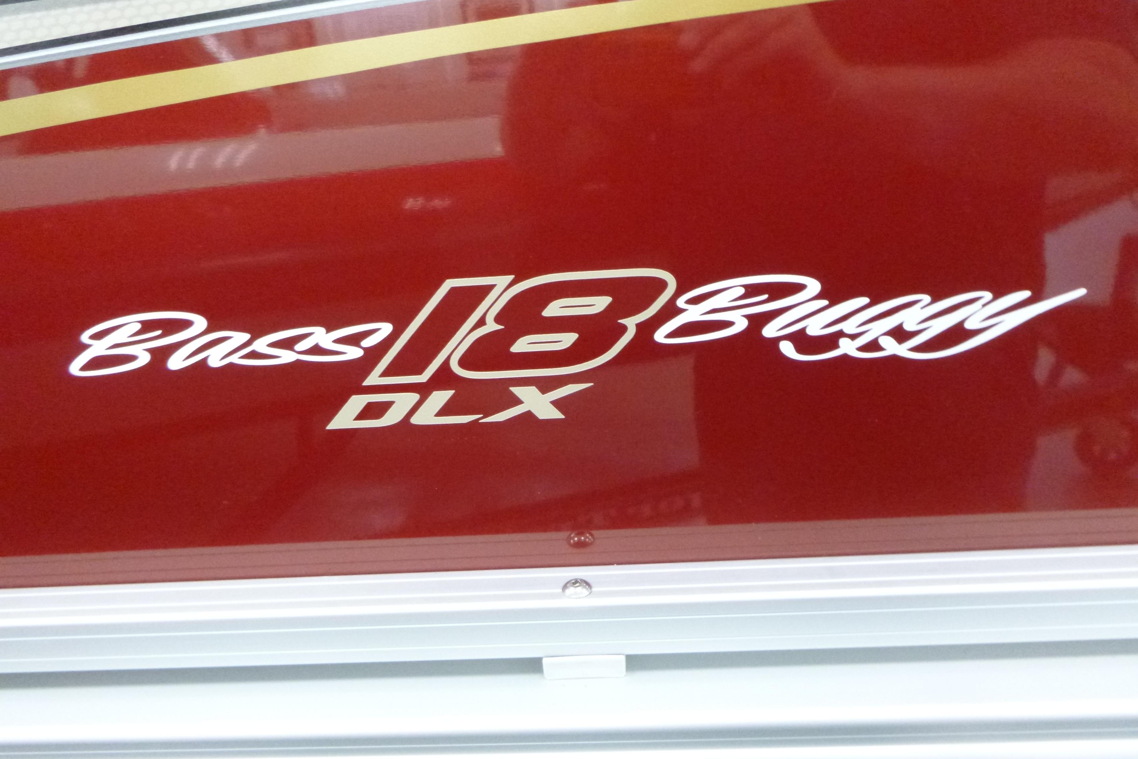 2025 Sun Tracker Bass Buggy 18 DLX Gallery