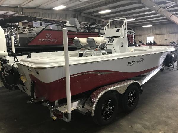 2021 Blue Wave boat for sale, model of the boat is 2400PureBay & Image # 4 of 7