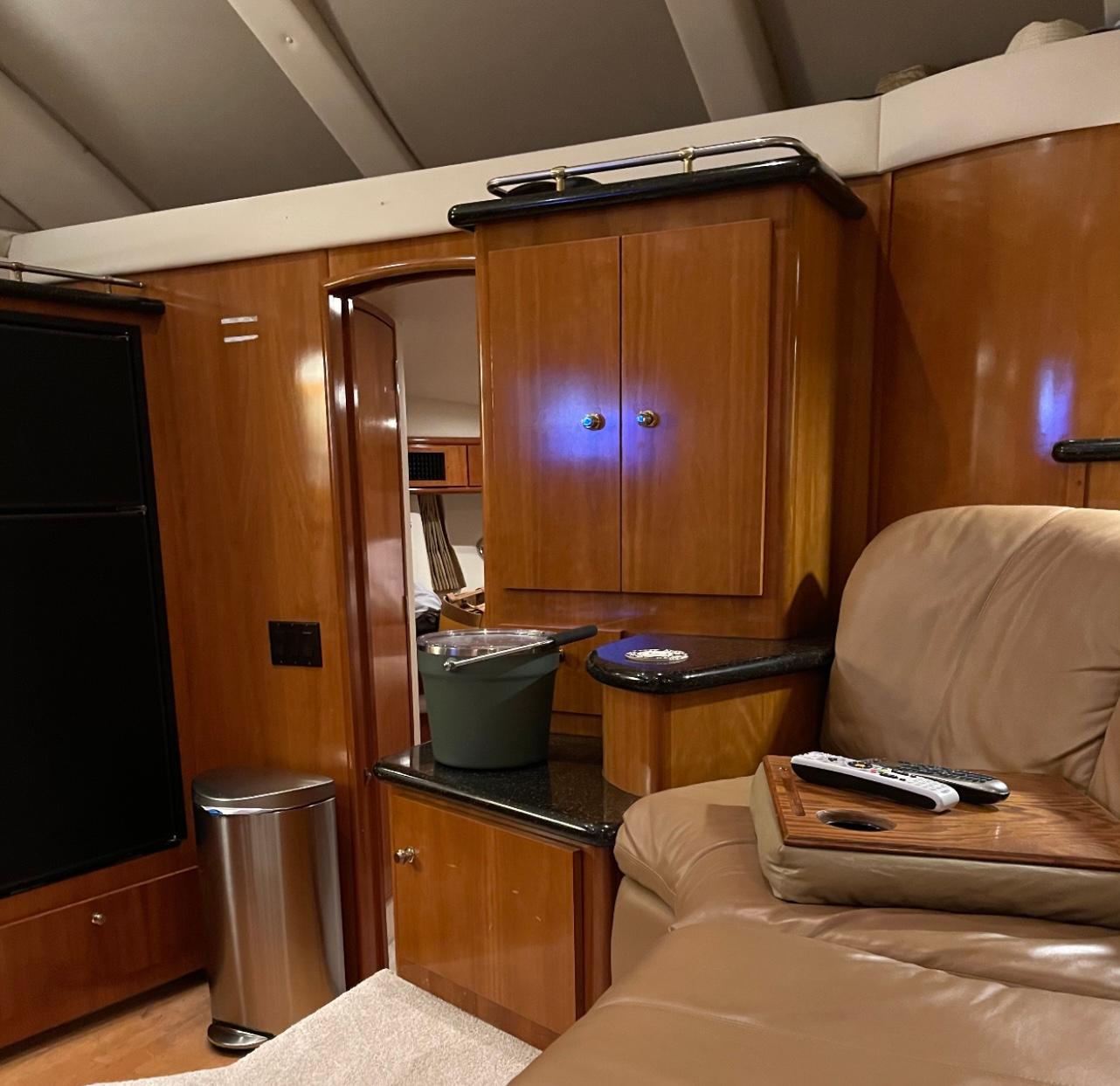 2002-carver-396-motor-yacht-power-9793424-20250514064916779-1_XLARGE