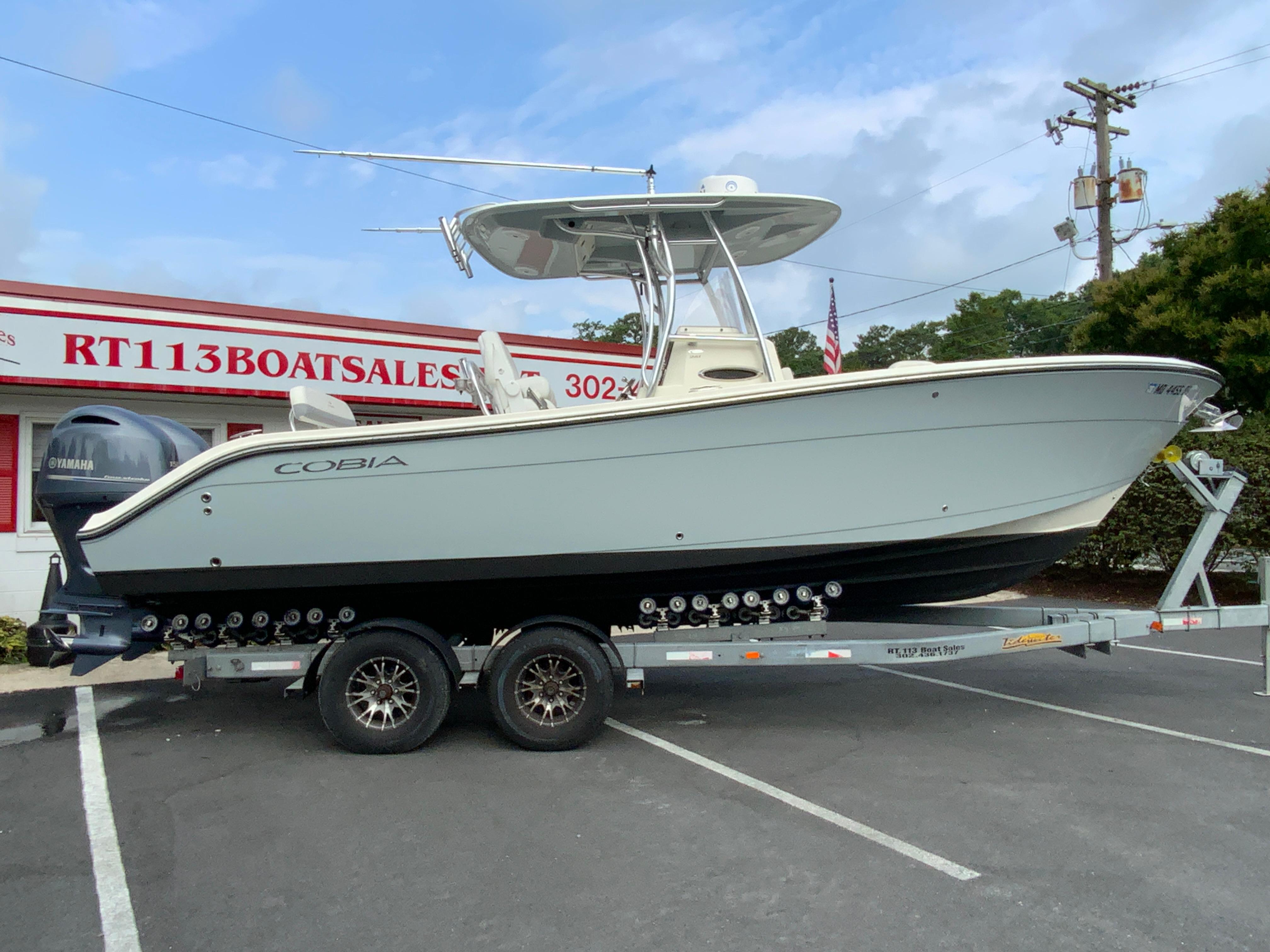 2018 Cobia 261 Center Console-1