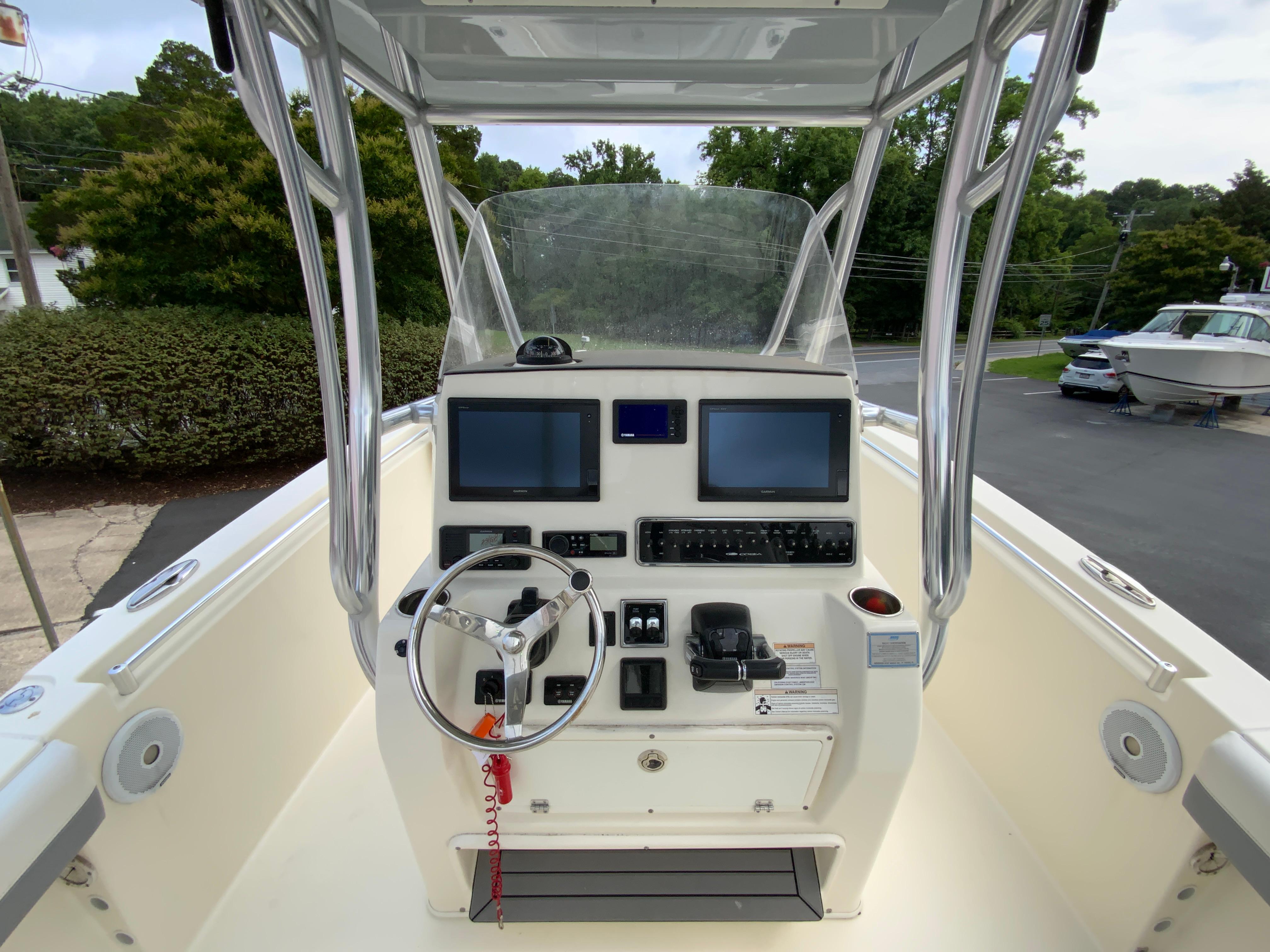 2018 Cobia 261 Center Console-11