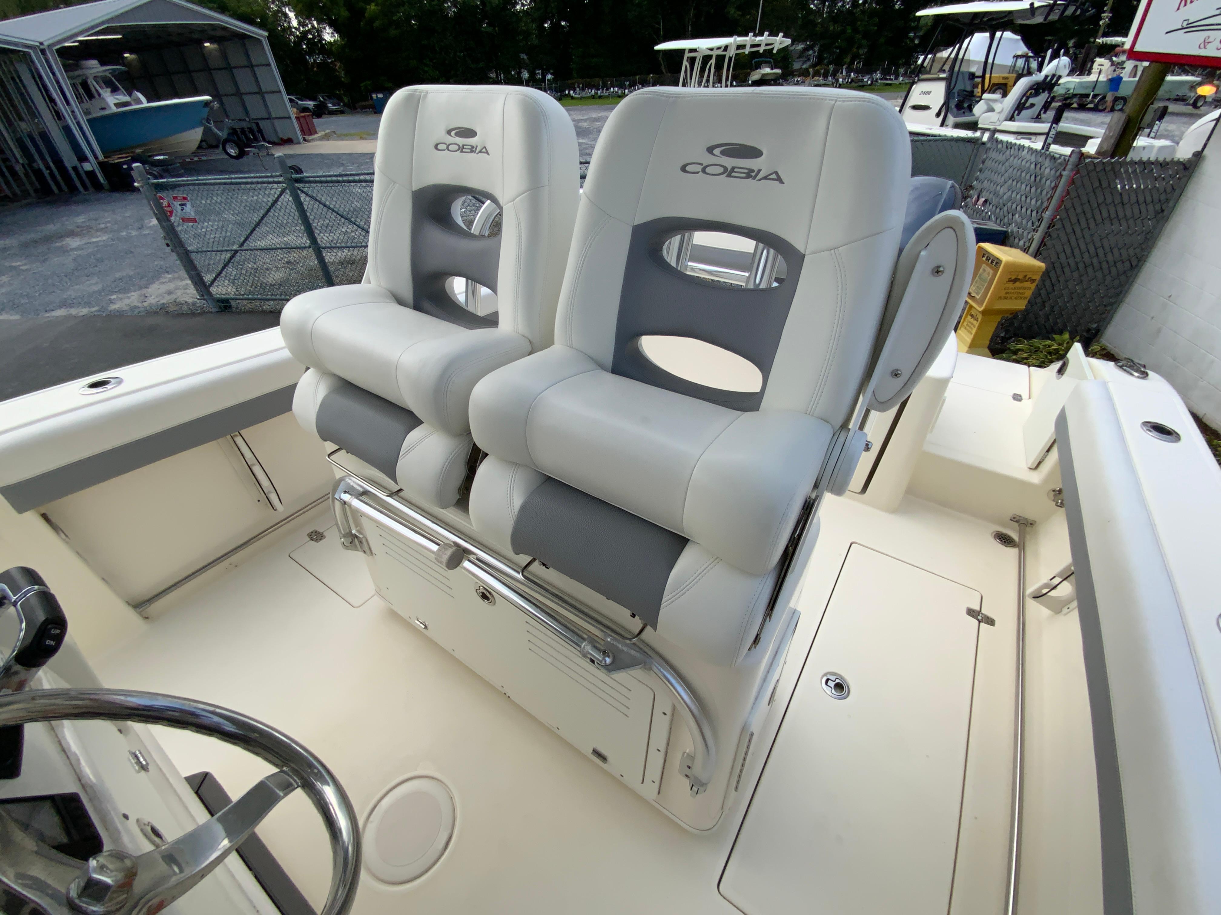 2018 Cobia 261 Center Console-13