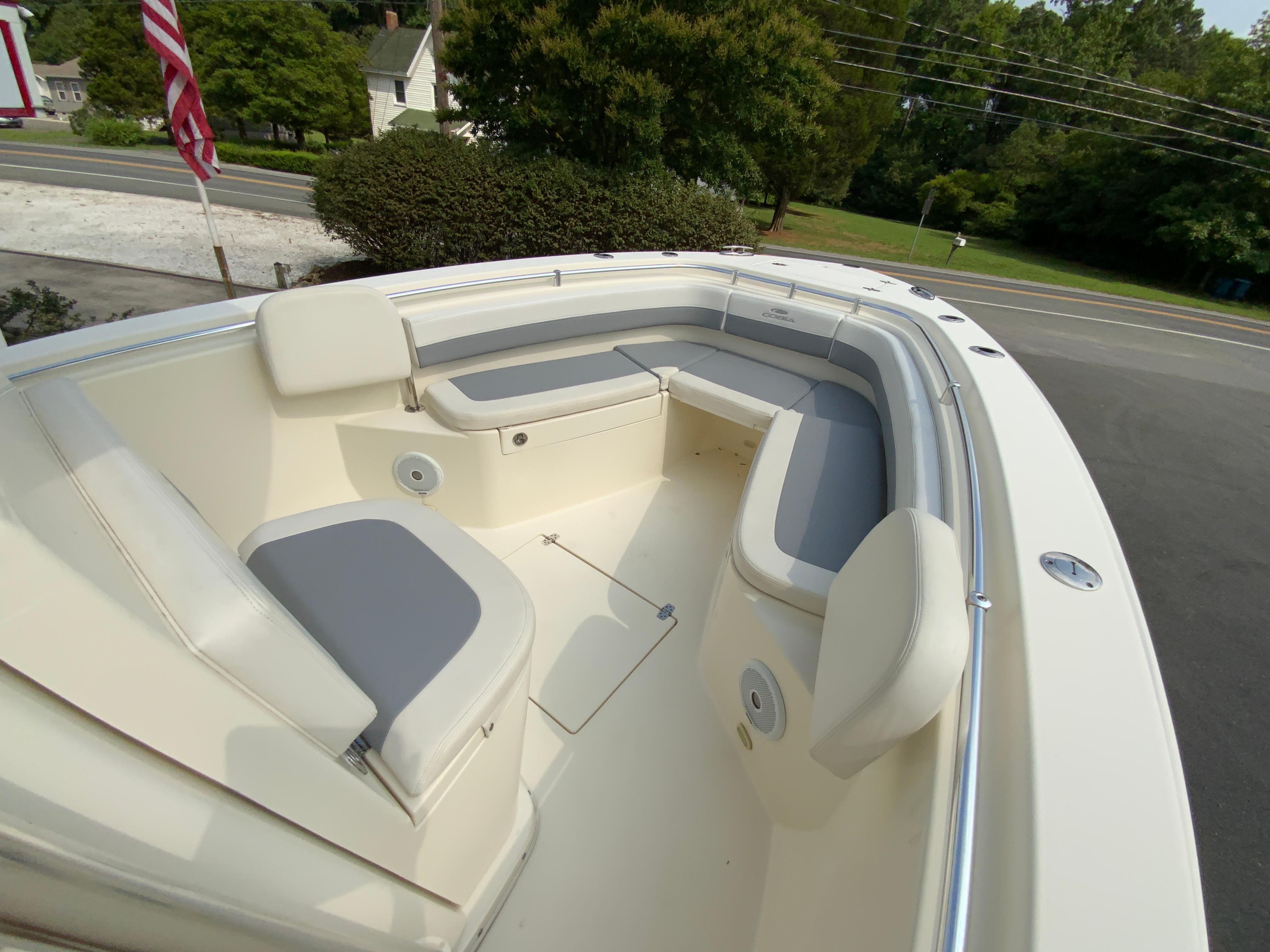 2018 Cobia 261 Center Console-20