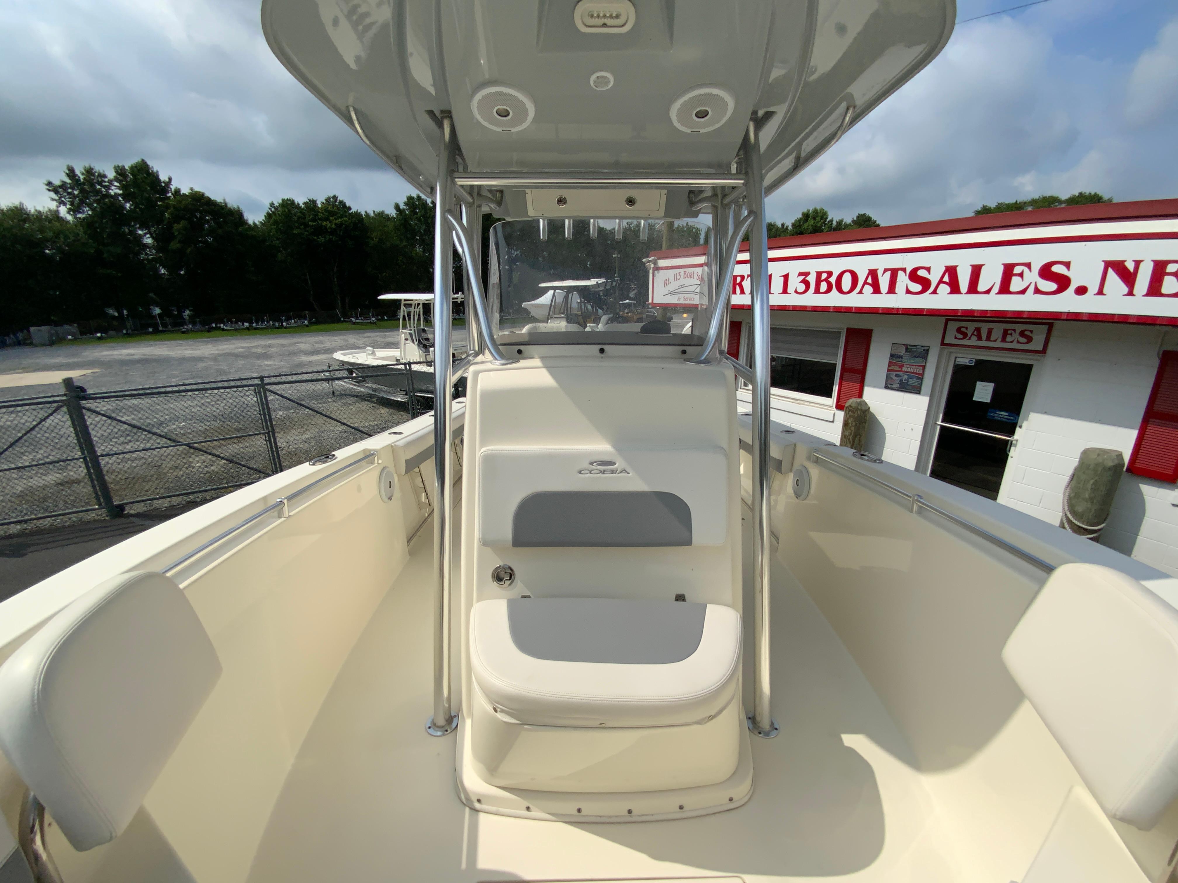 2018 Cobia 261 Center Console-25