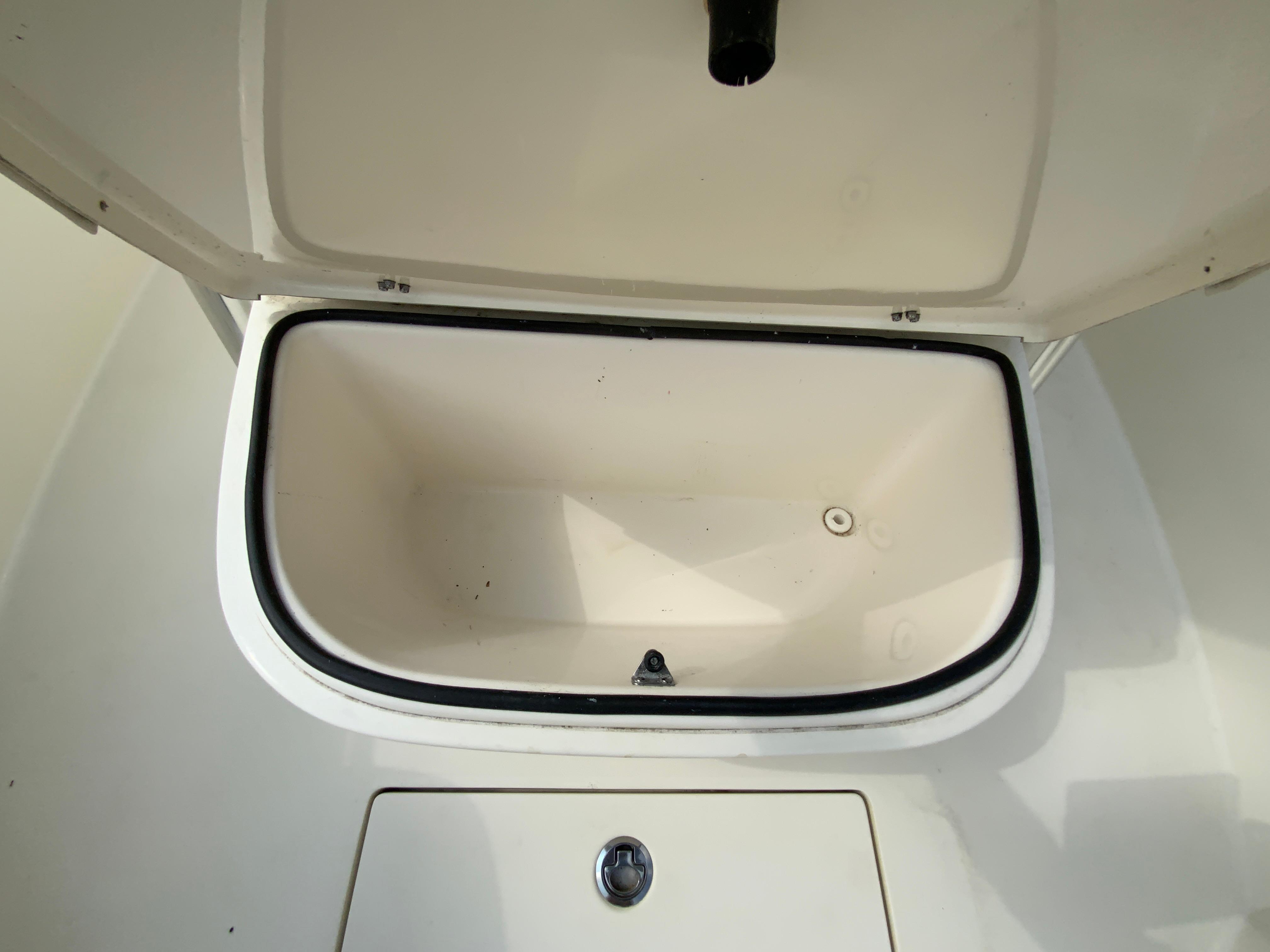 2018 Cobia 261 Center Console-27