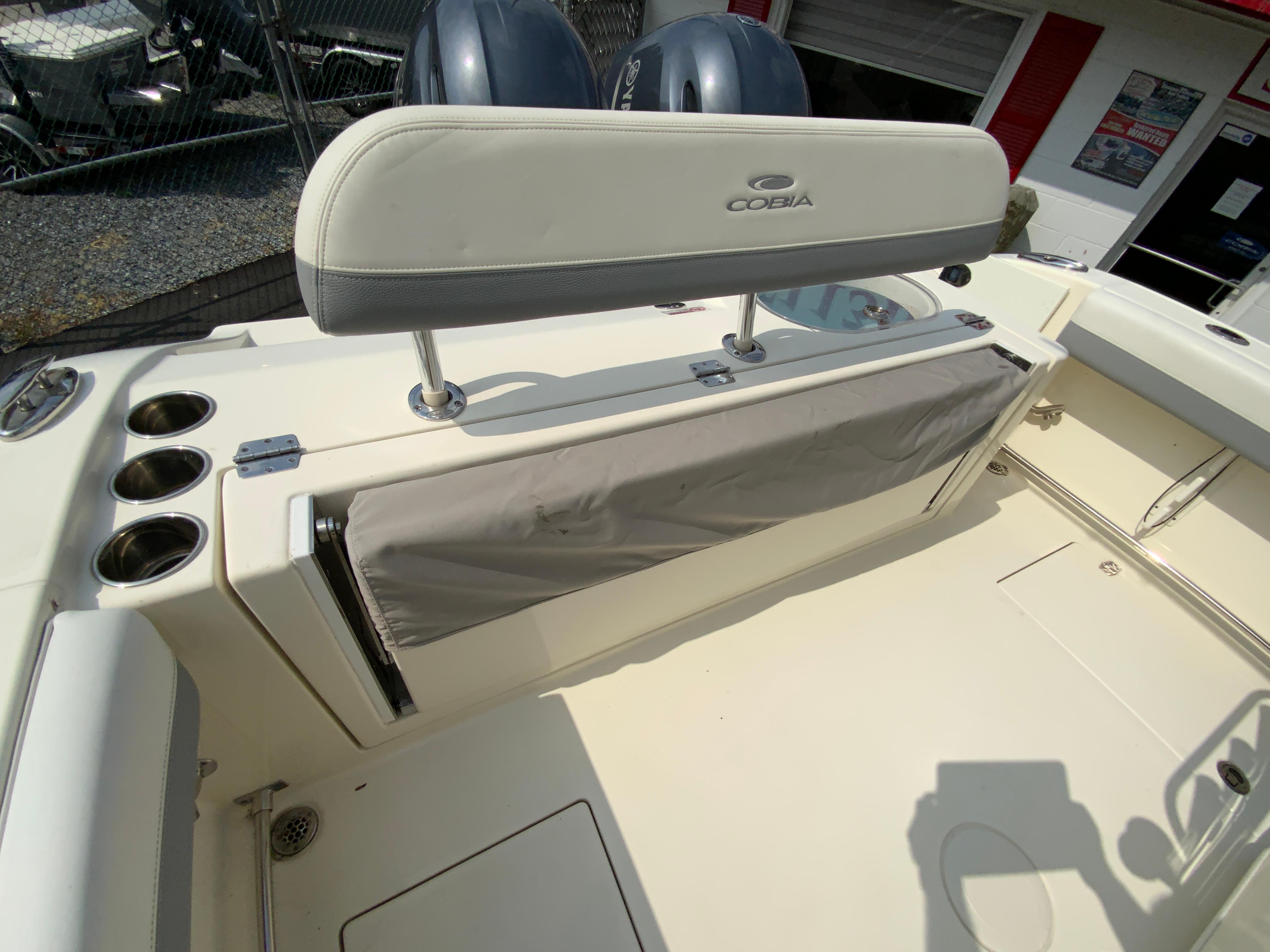 2018 Cobia 261 Center Console-47