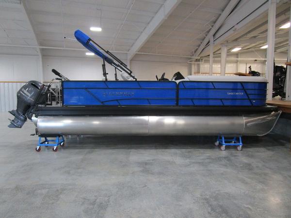 2021 Godfrey Pontoon boat for sale, model of the boat is SW 2286 SFL GTP 27 in. & Image # 1 of 41