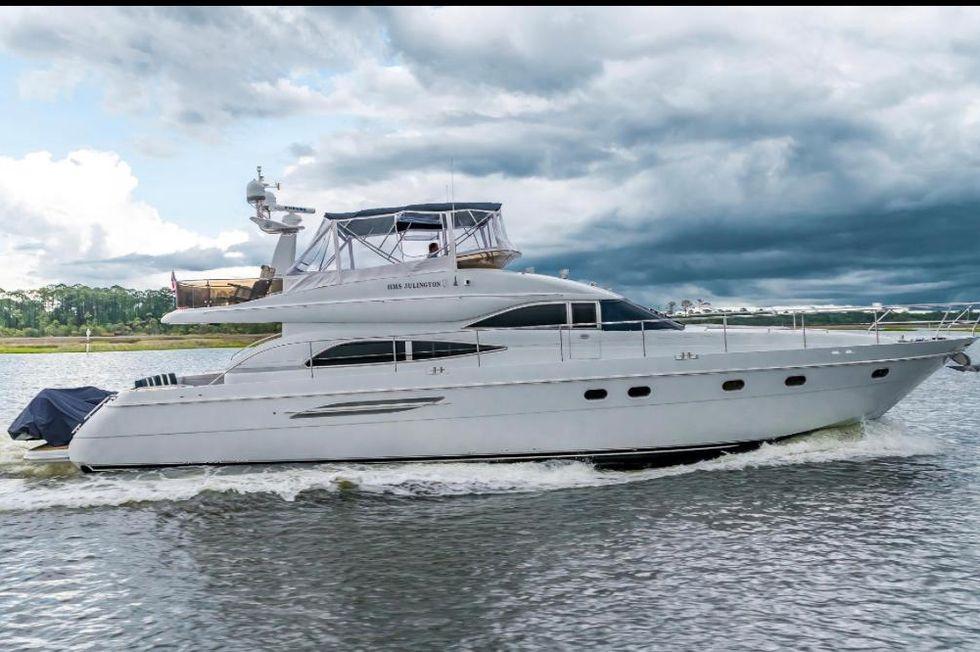 2001 Princess 65 flybridge