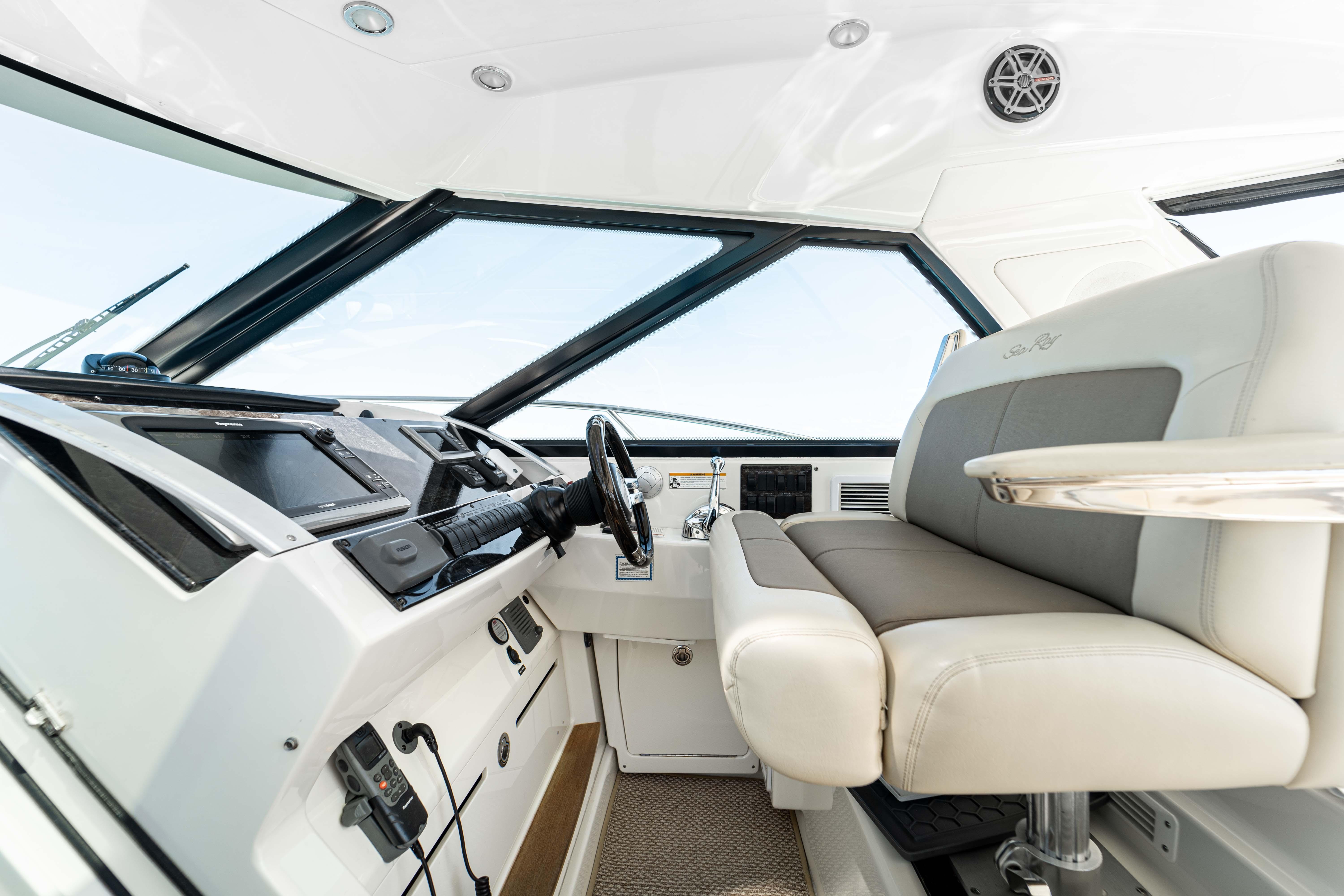 Sea Ray-450 Sundancer 2013-ATM 2013 Sea Ray 450 Sundancer @ Cancun FL-US-9663439 | Thumbnail