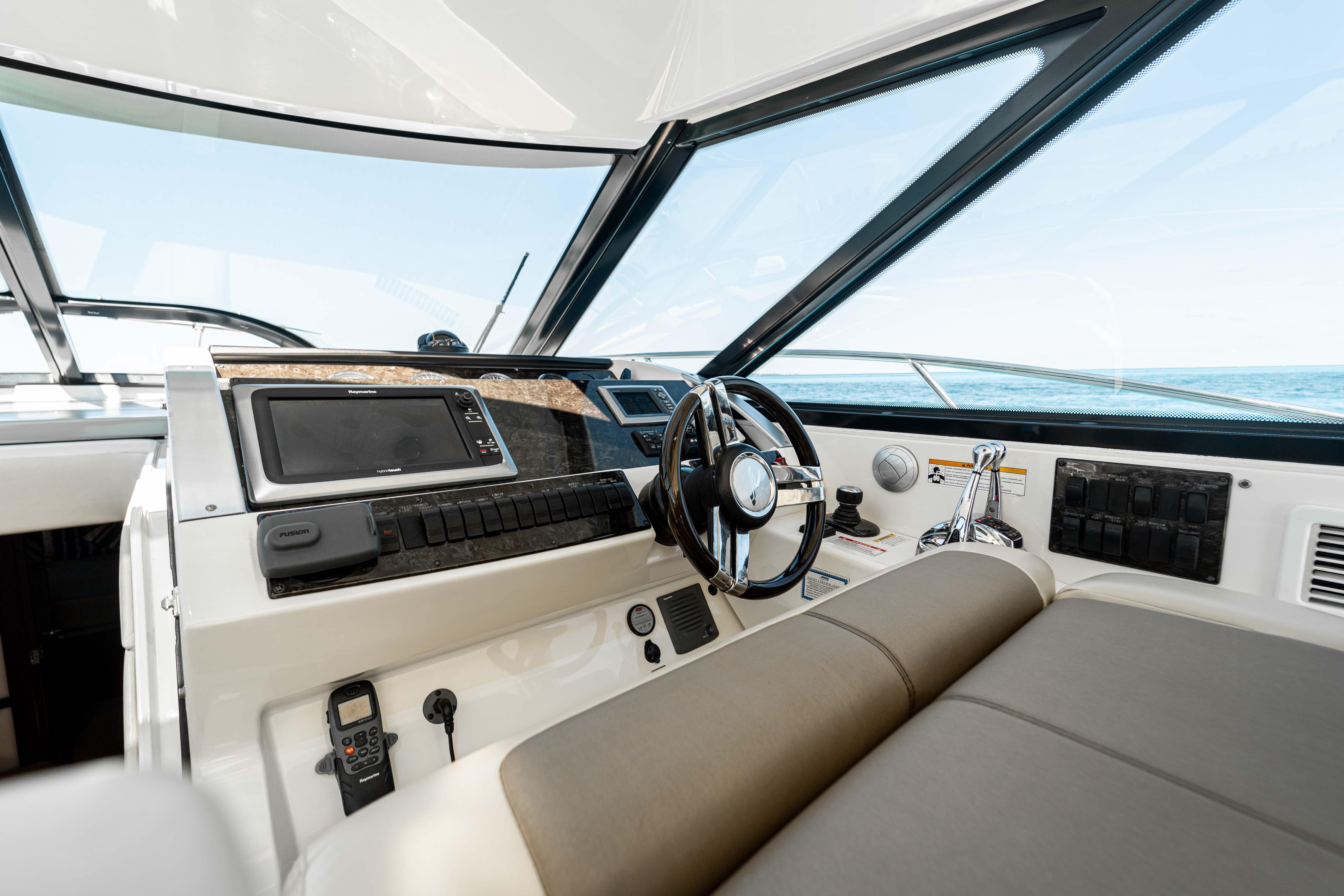 Sea Ray-450 Sundancer 2013-ATM 2013 Sea Ray 450 Sundancer @ Cancun FL-US-9663439 | Thumbnail