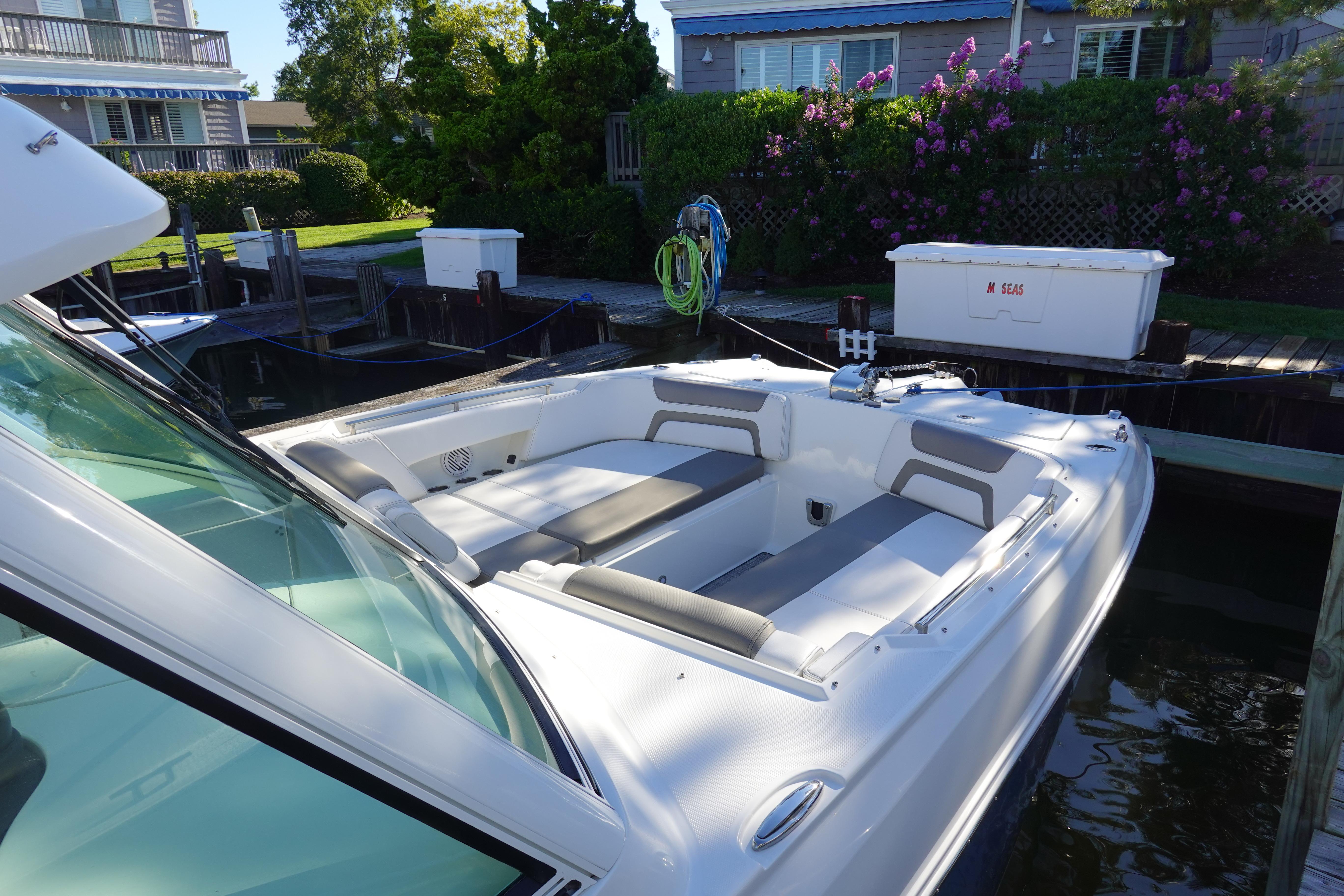 2019-world-cat-320-dc-power-9773404-20250502055849207-1_XLARGE