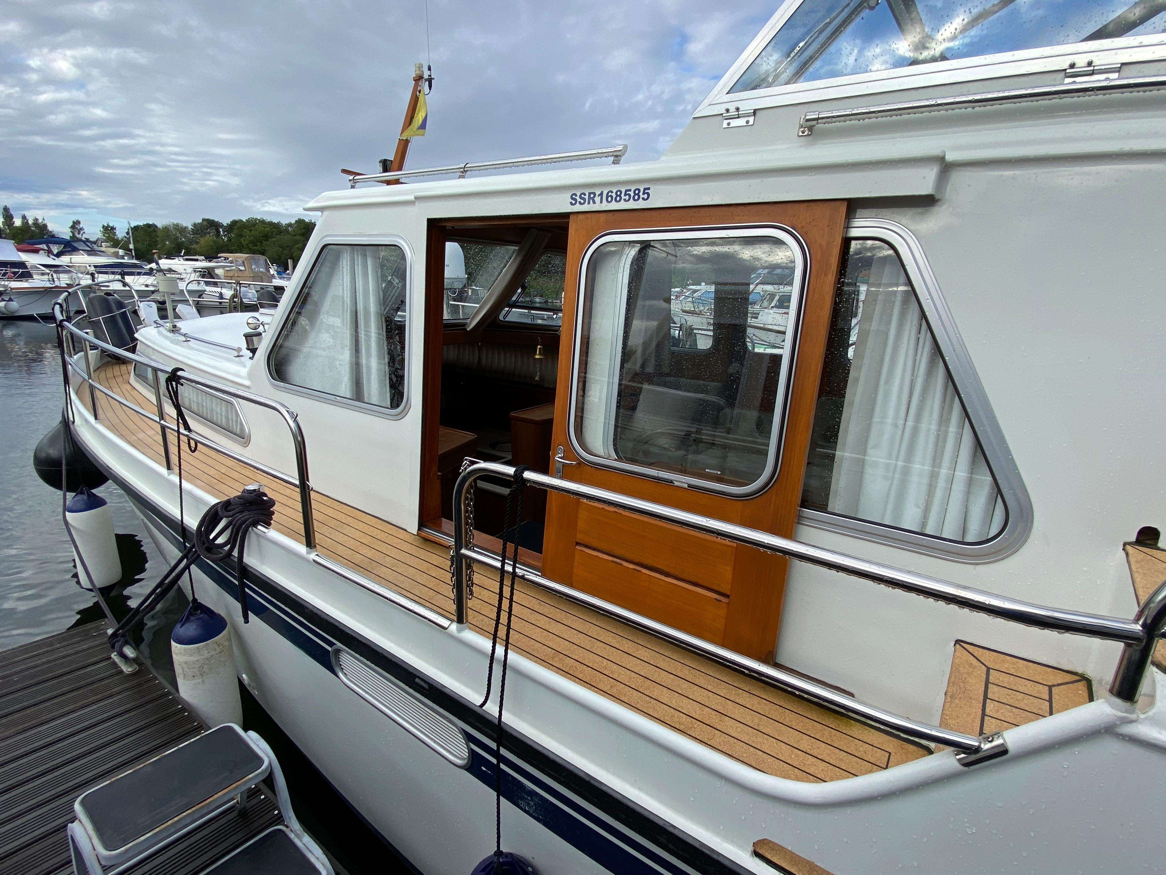 2003 Aquanaut Beauty 1200 AK