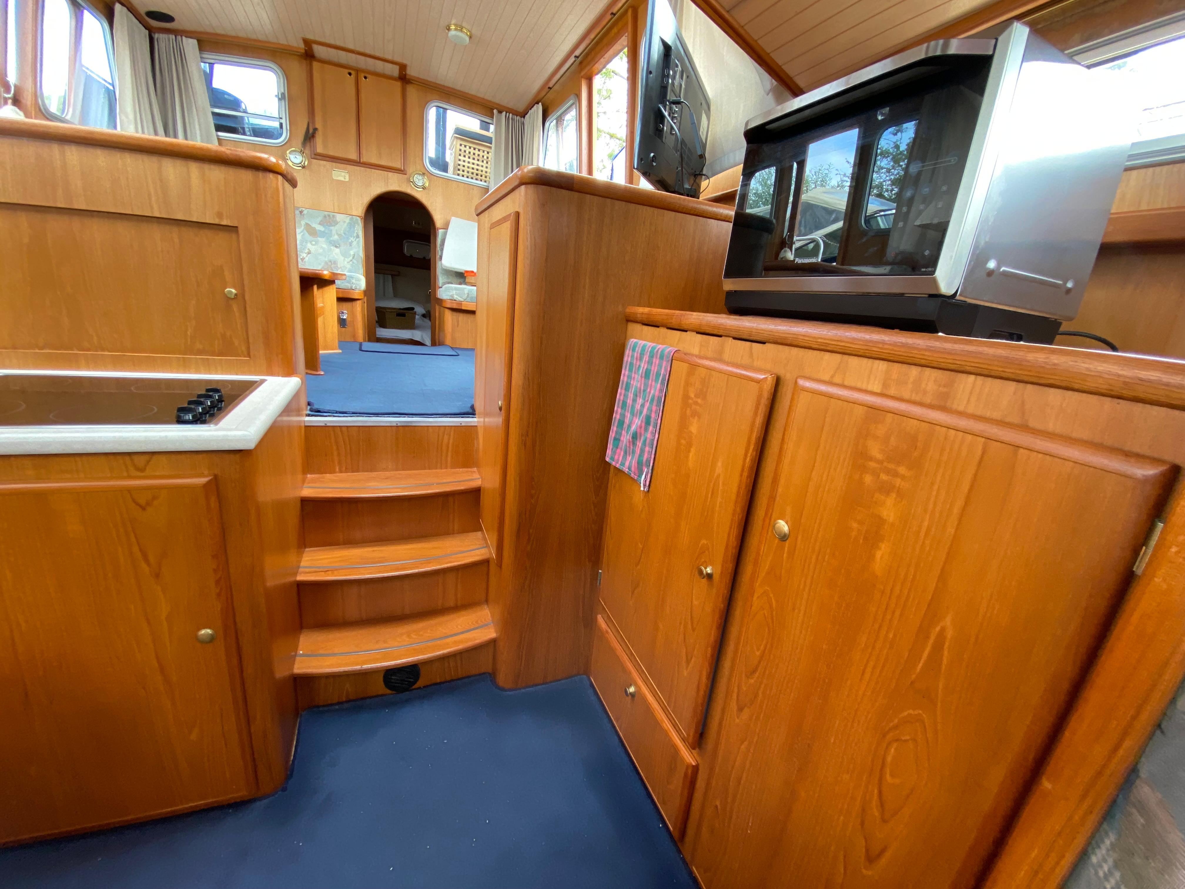 2003 Aquanaut Beauty 1200 AK