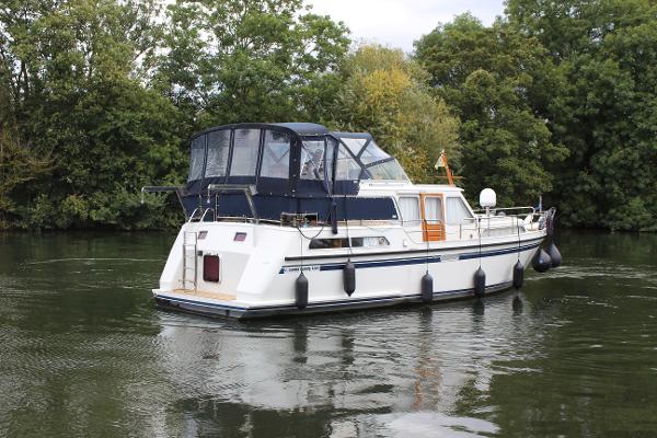 2003 Aquanaut Beauty 1200 AK