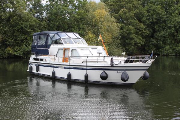 2003 Aquanaut Beauty 1200 AK