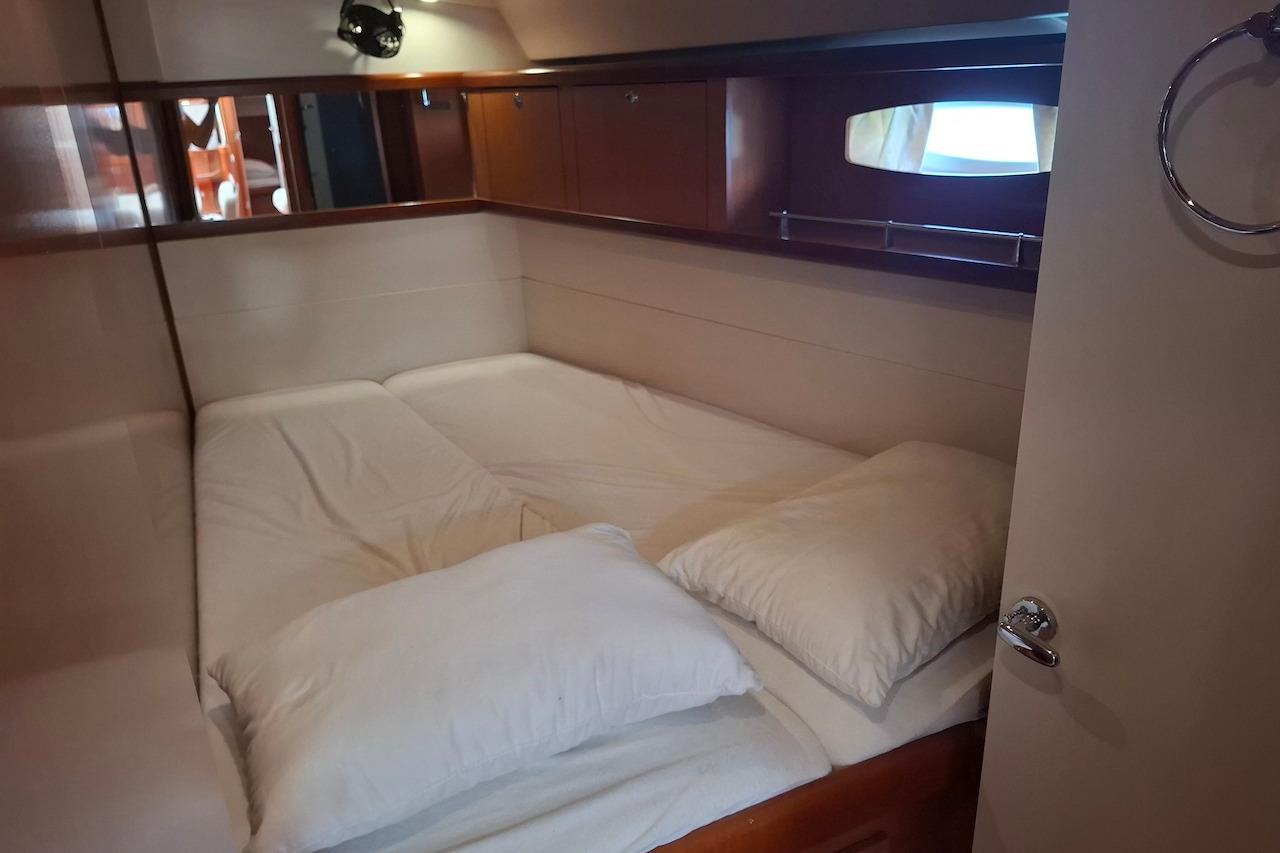 Yacht Photos Pics