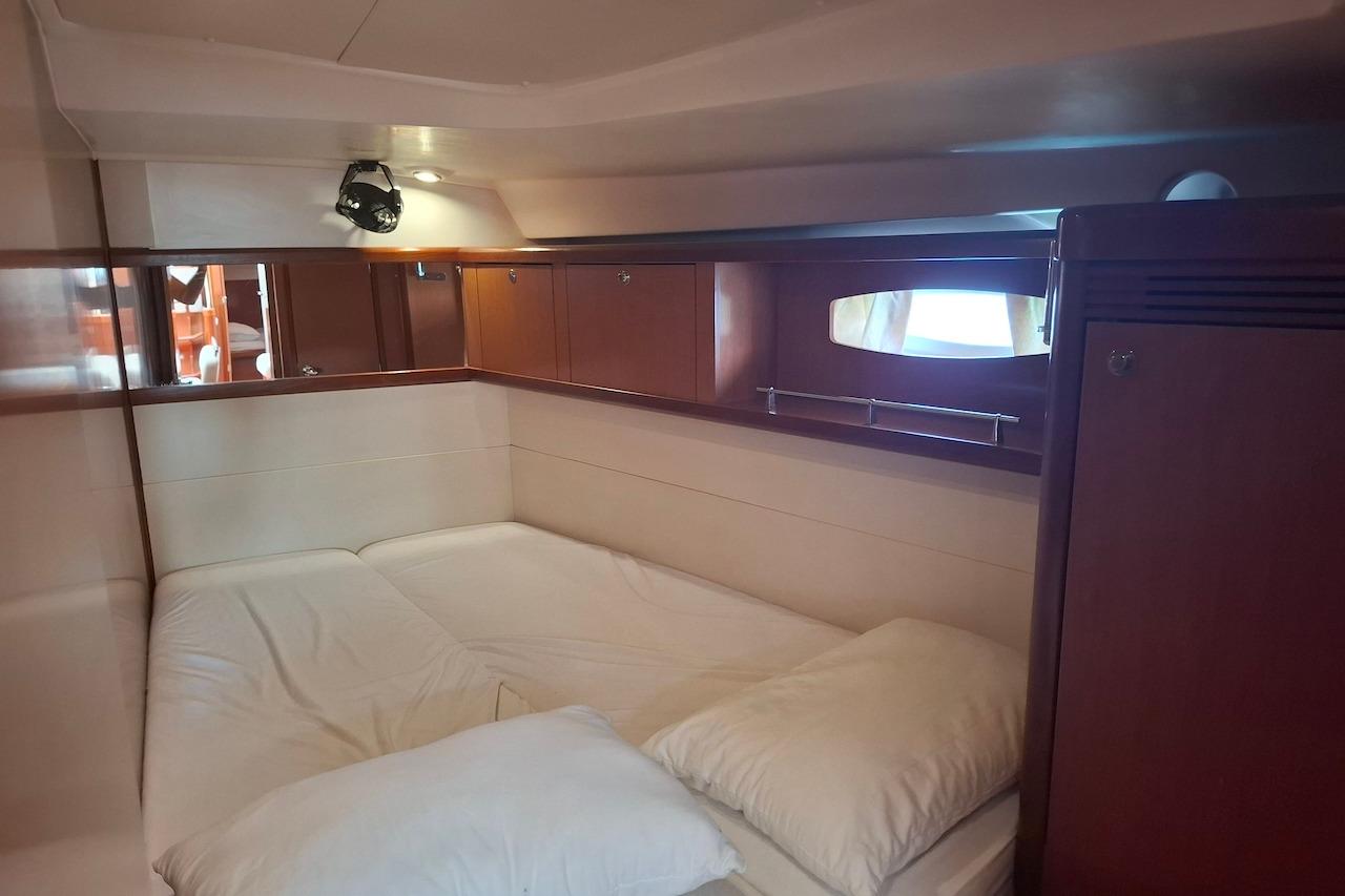 Yacht Photos Pics
