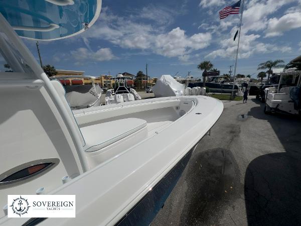 32' Contender, Listing Number 100916016, - Photo No. 23