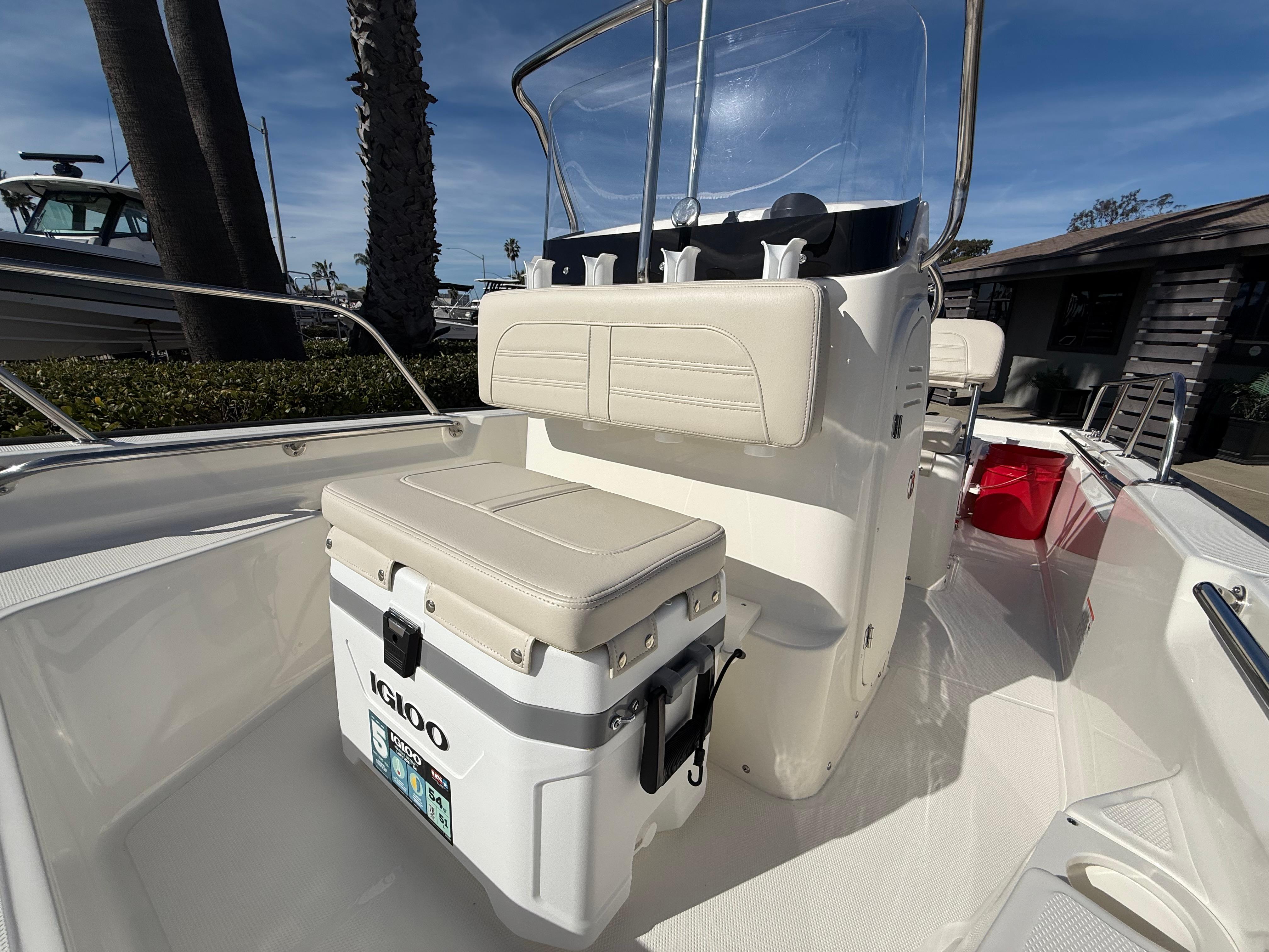 2025 Boston Whaler 150 Montauk #BW0657K inventory image at Sun Country Marine Group, Newport Beach 2025 Boston Whaler 150 Montauk #BW0657K inventory image at Sun Country Marine Group, Newport Beach