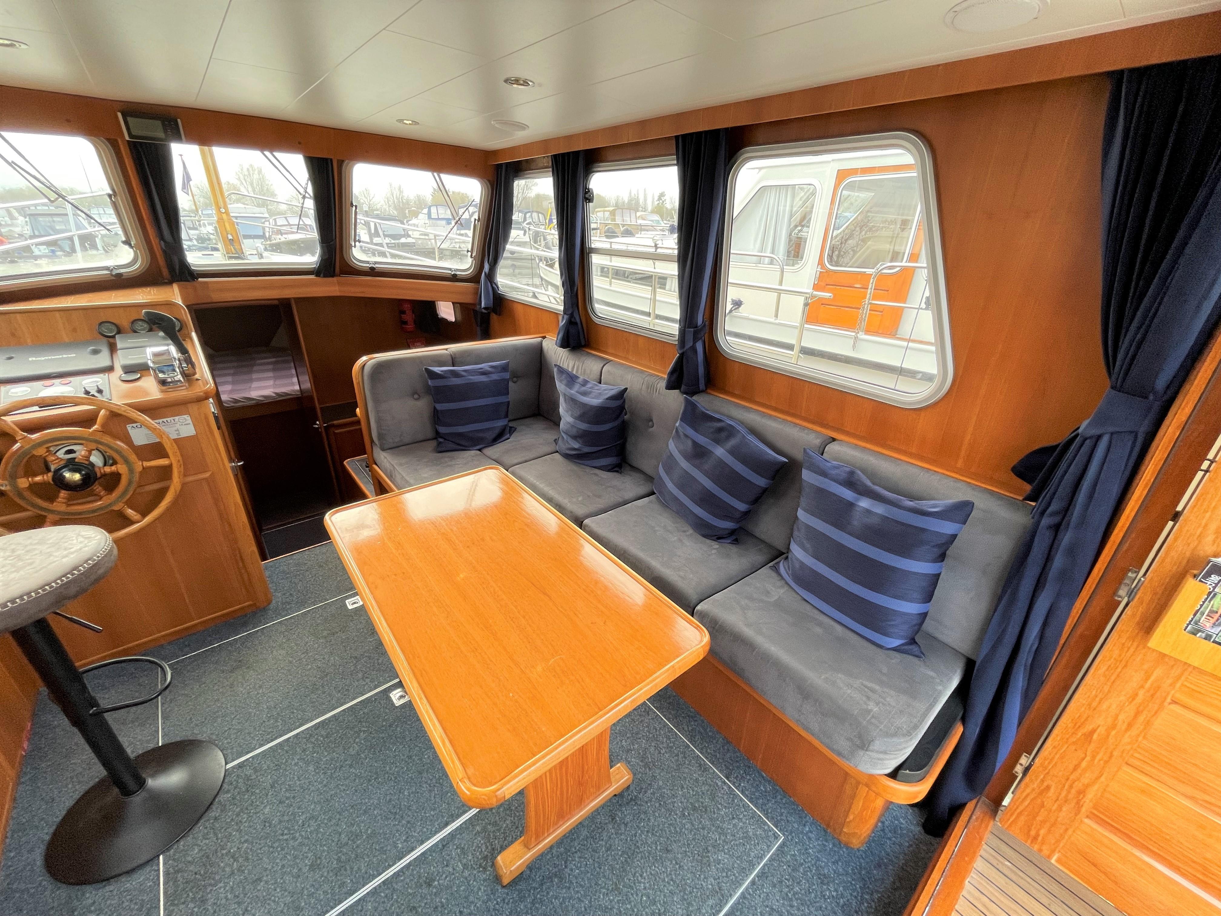2010 Aquanaut Drifter 1100 OK
