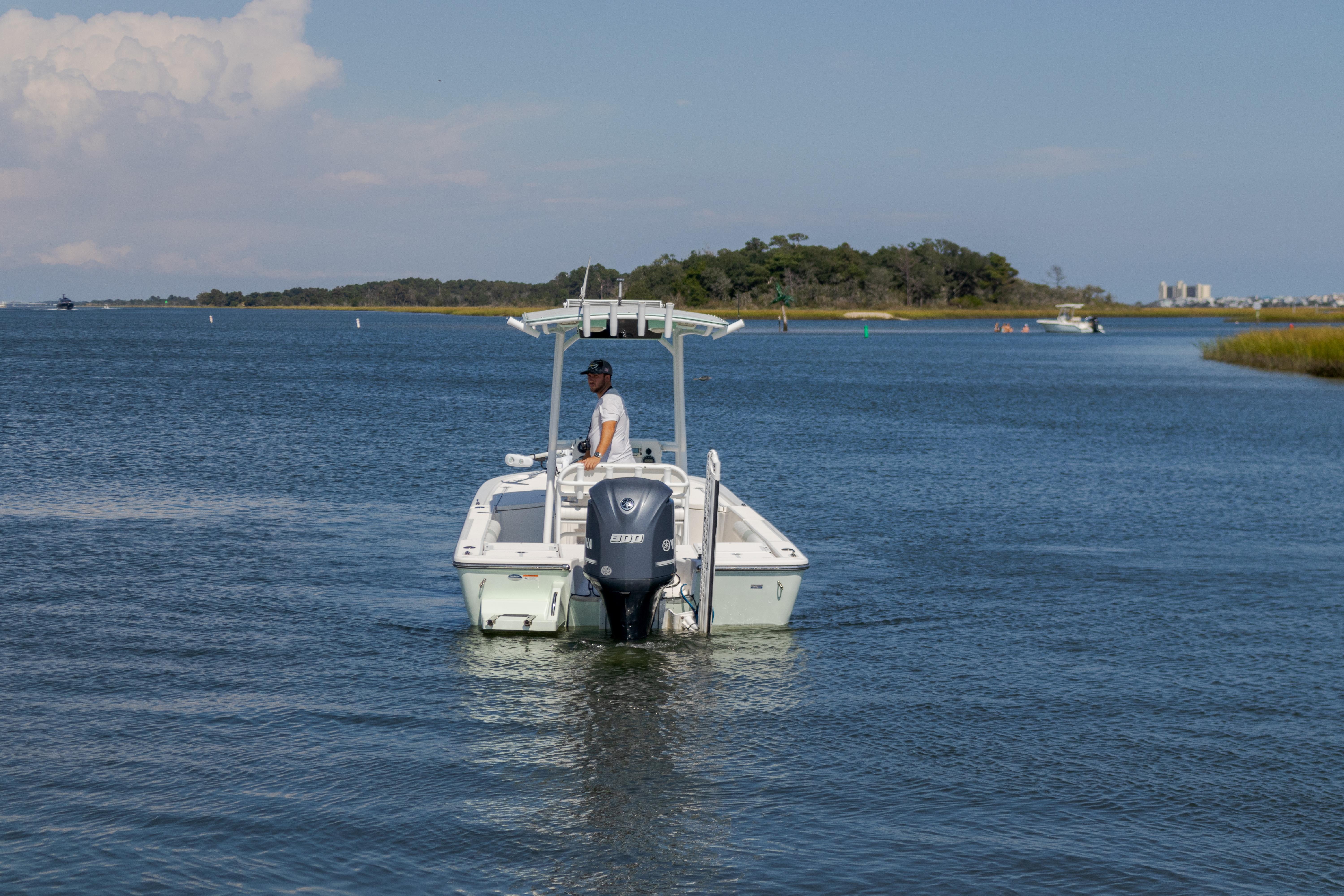 2016 Sea Born FX24 Bay - Image 2
