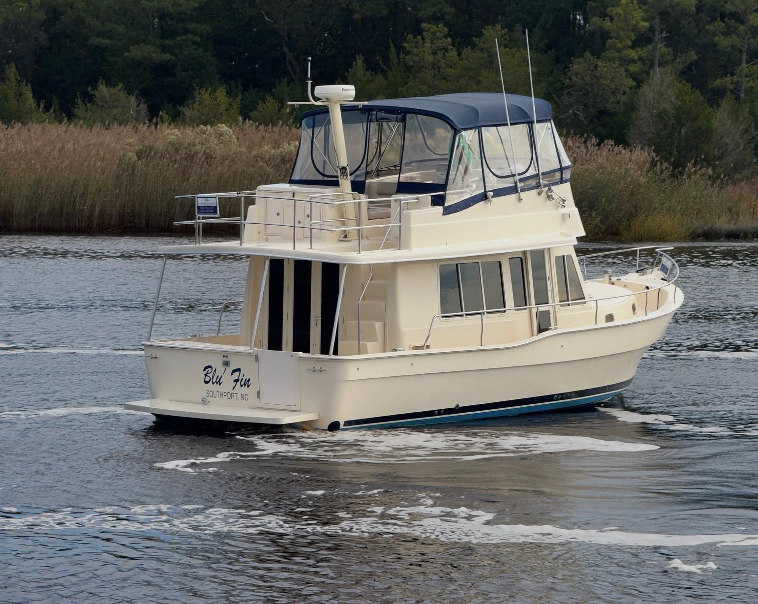 Blufin Yacht Photos Pics Starboard Corner