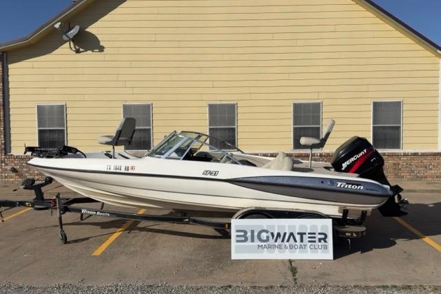 2002 Triton SF-21