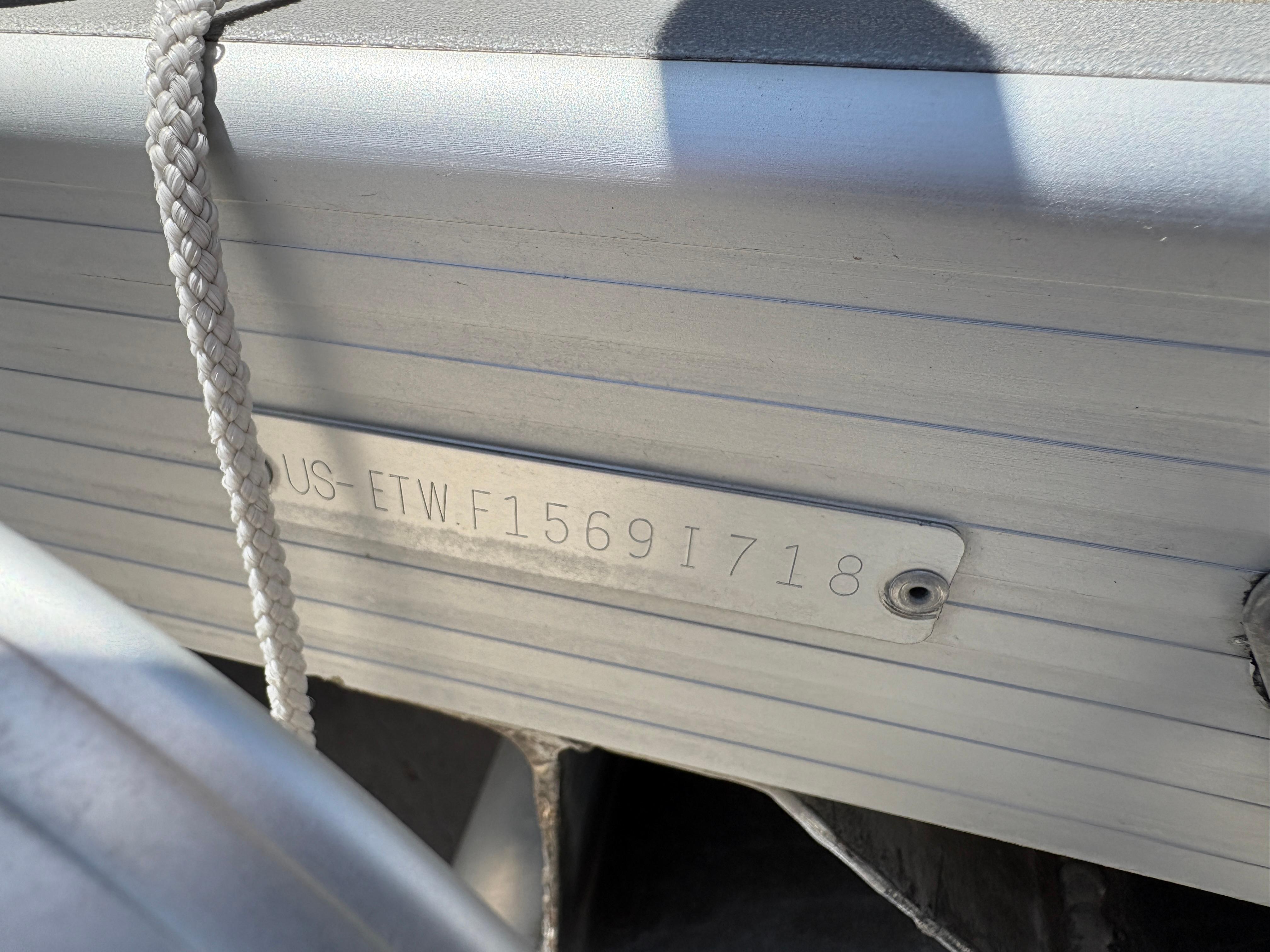 2018 Bennington 22 SSRX #TBJC1569 inventory image at Sun Country Marine Group, Lake Havasu City, AZ 2018 Bennington 22 SSRX #TBJC1569 inventory image at Sun Country Marine Group, Lake Havasu City, AZ