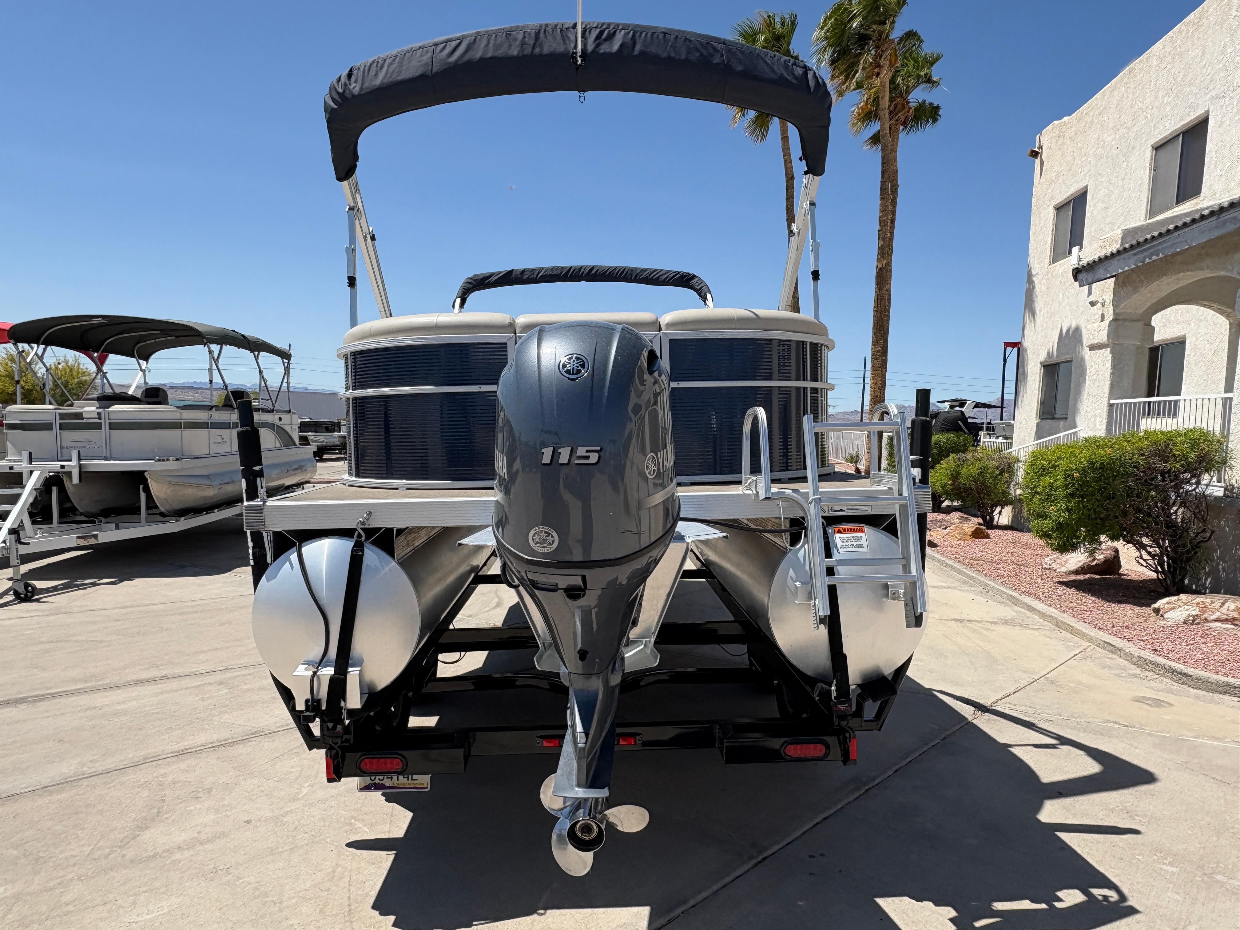2018 Bennington 22 SSRX #TBJC1569 inventory image at Sun Country Marine Group, Lake Havasu City, AZ 2018 Bennington 22 SSRX #TBJC1569 inventory image at Sun Country Marine Group, Lake Havasu City, AZ