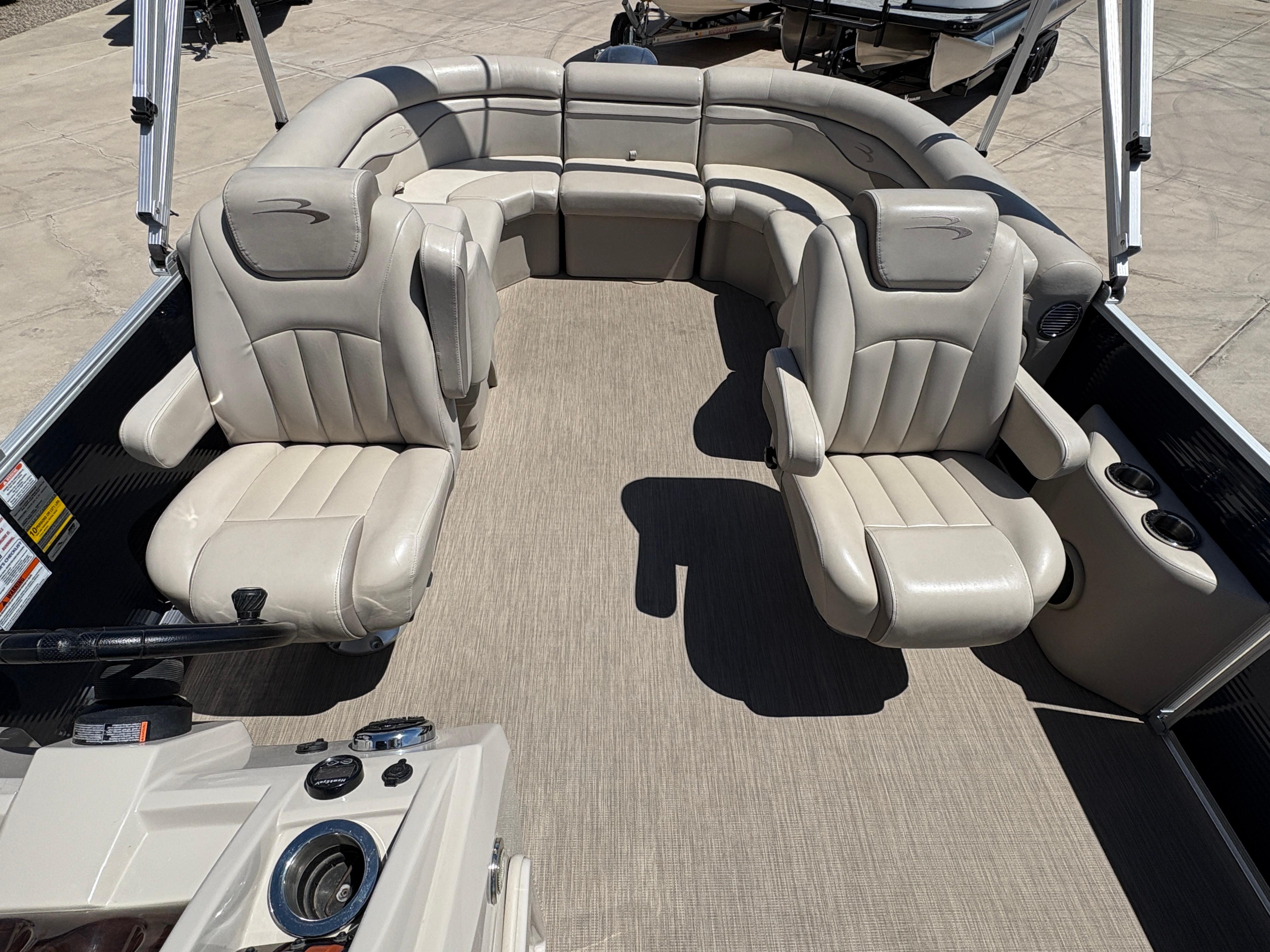2018 Bennington 22 SSRX #TBJC1569 inventory image at Sun Country Marine Group, Lake Havasu City, AZ 2018 Bennington 22 SSRX #TBJC1569 inventory image at Sun Country Marine Group, Lake Havasu City, AZ