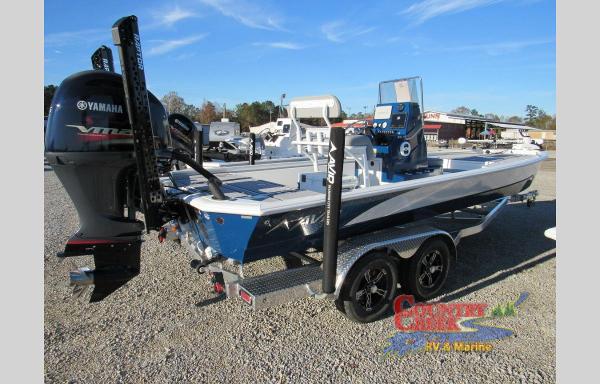 2021 Avid boat for sale, model of the boat is 23FS & Image # 3 of 10